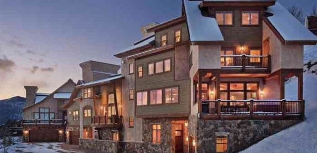 Peaks Grande Lodge