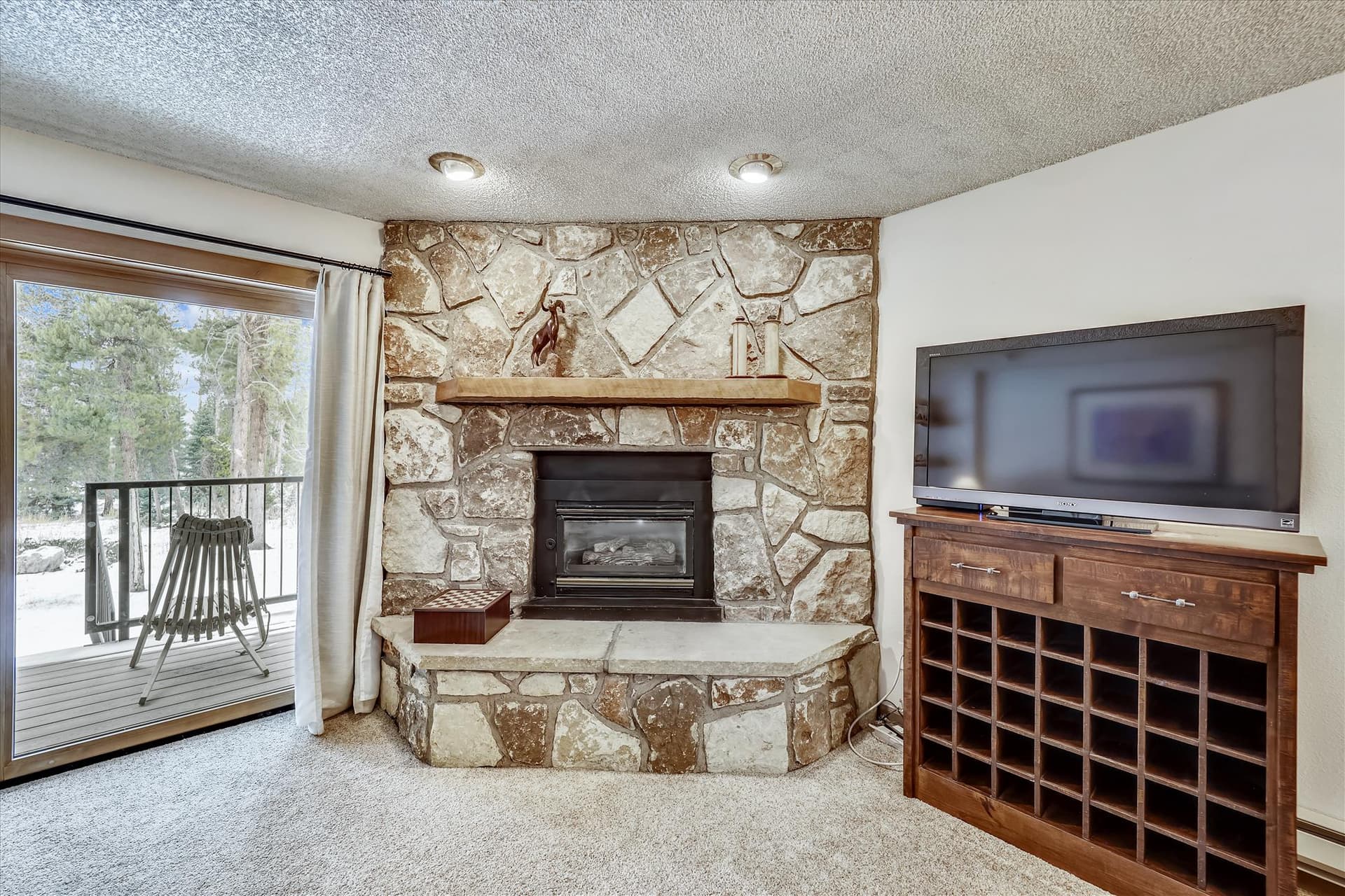 Living Room, Atrium 003, Breckenridge Vacation Rental