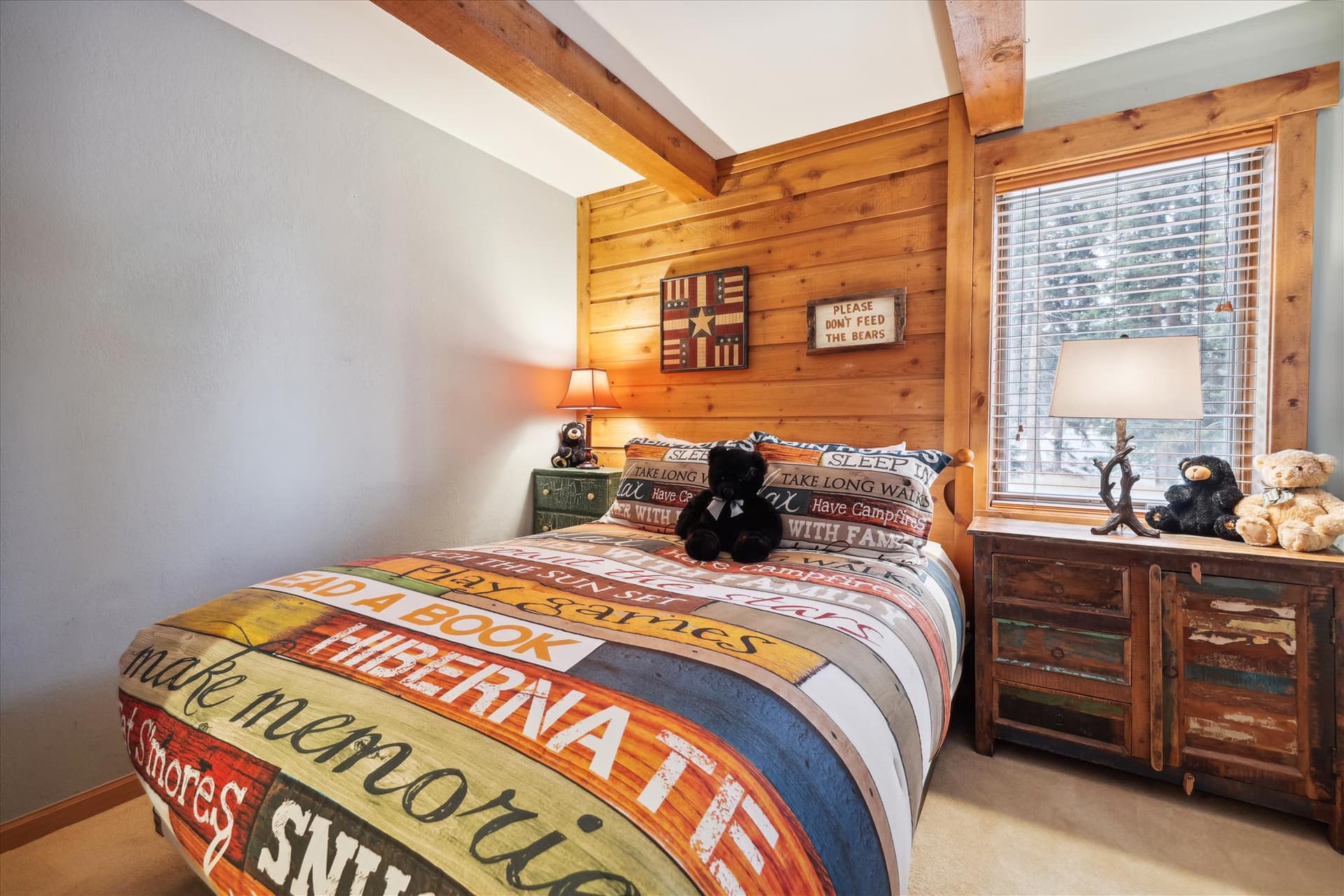 Bedroom - Double Eagle B12 - Breckenridge Vacation Rental