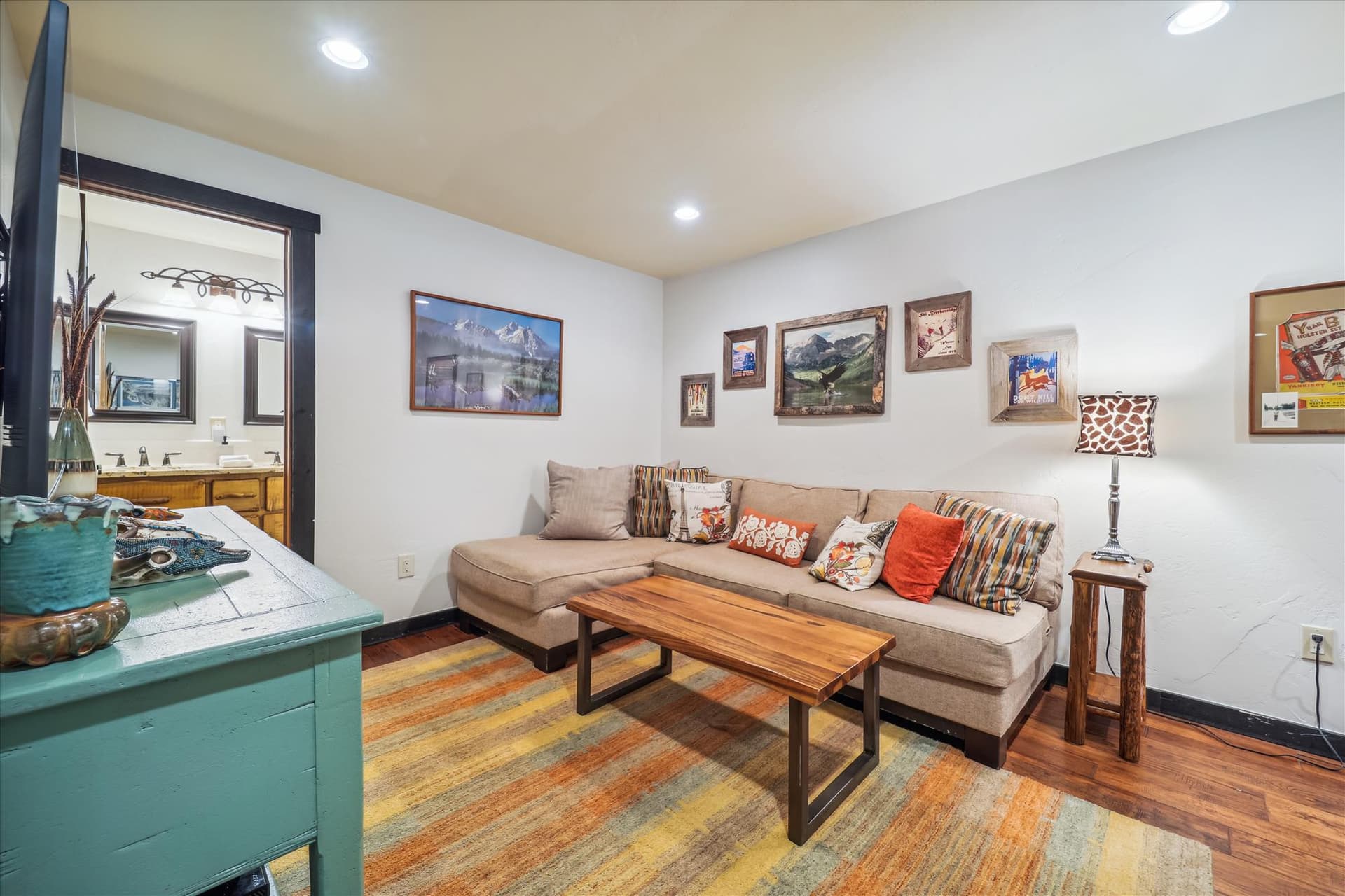Living Area - Silver Circle Lodge - Breckenridge Vacation Rental