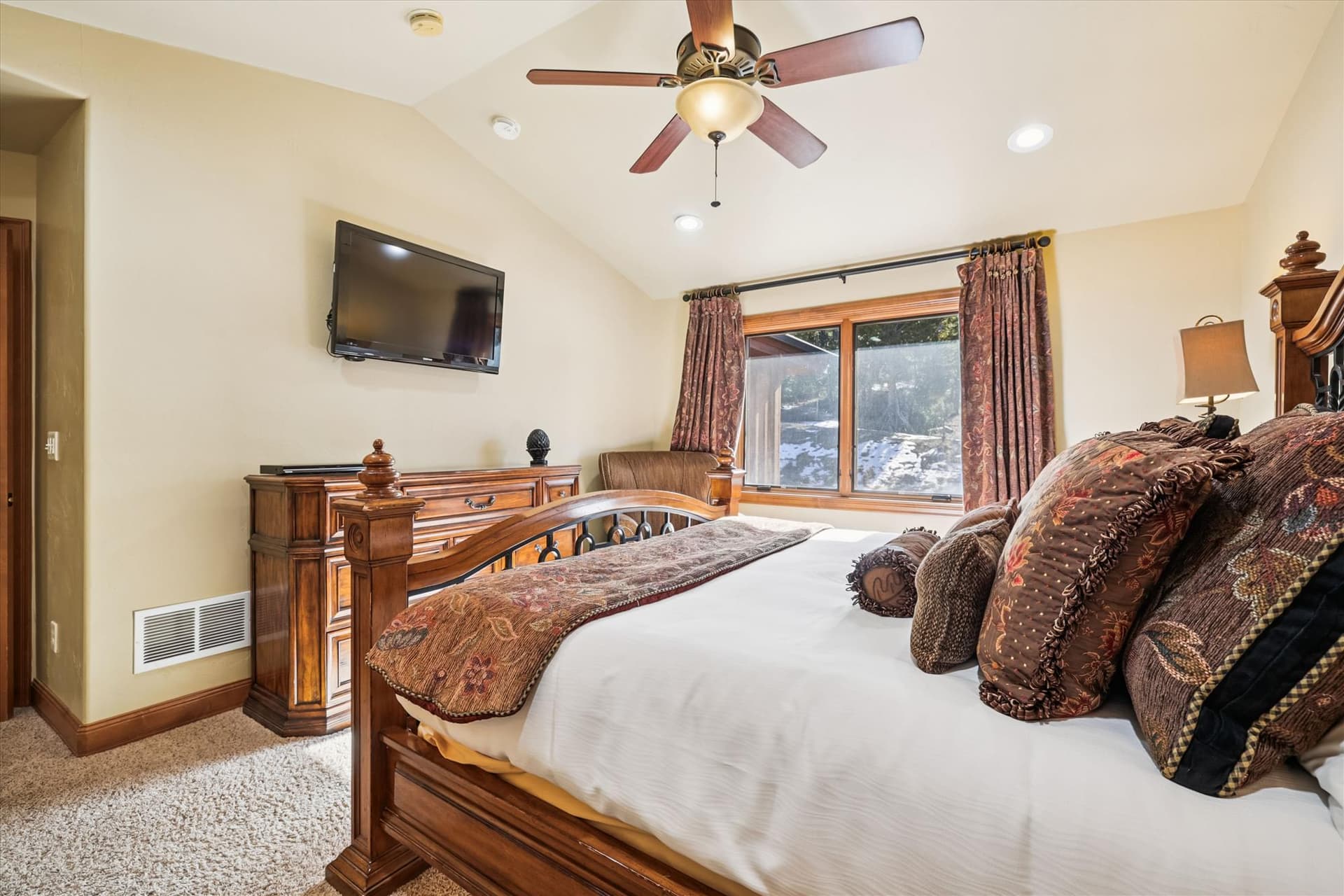 Bedroom - Lofty Fox Villa - Breckenridge Vacation Rental