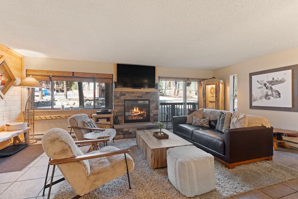 Living Area - Pine Ridge 15A - Breckenridge Vacation Rental