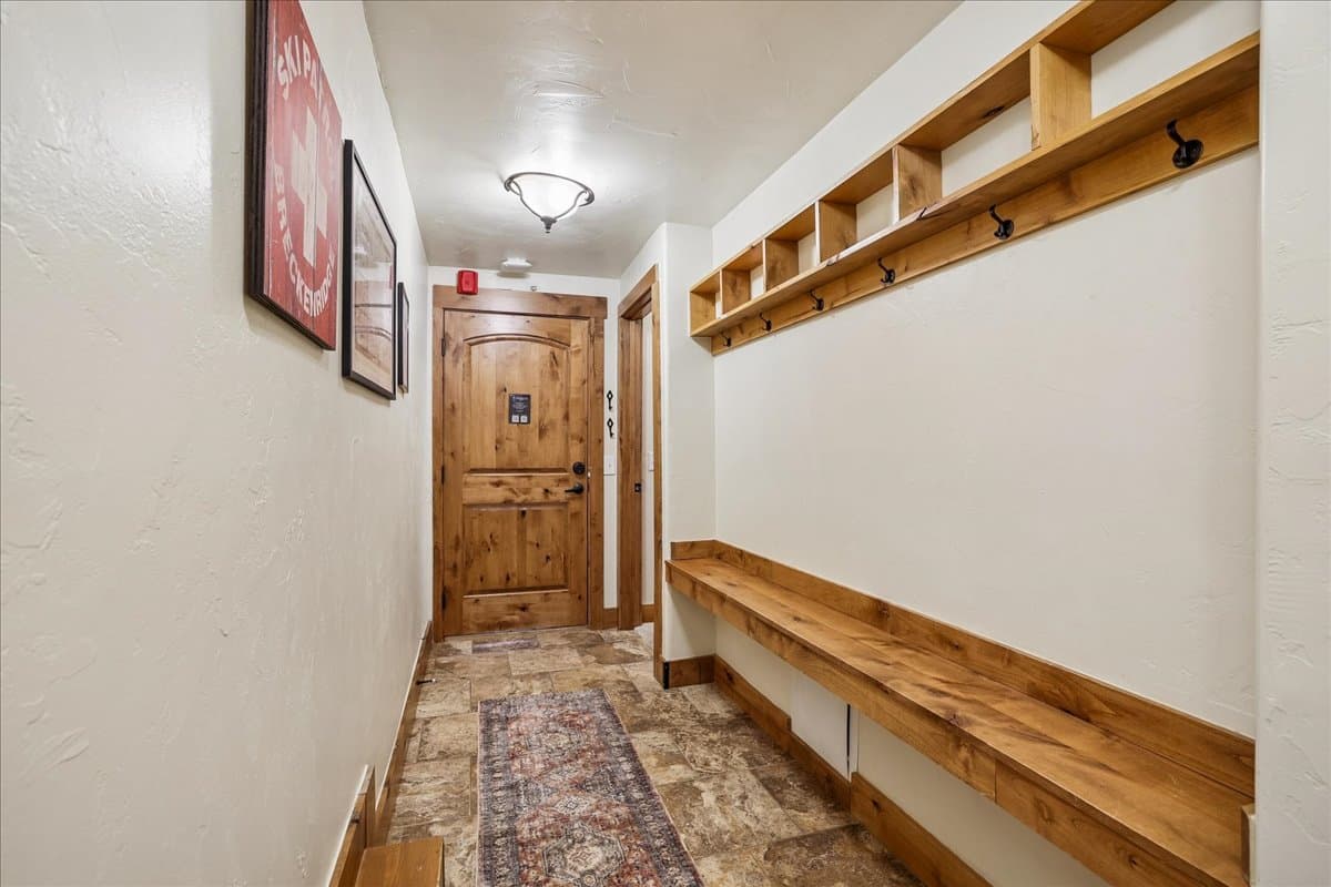 Entry - Ski Watch 329 - Breckenridge Vacation Rental