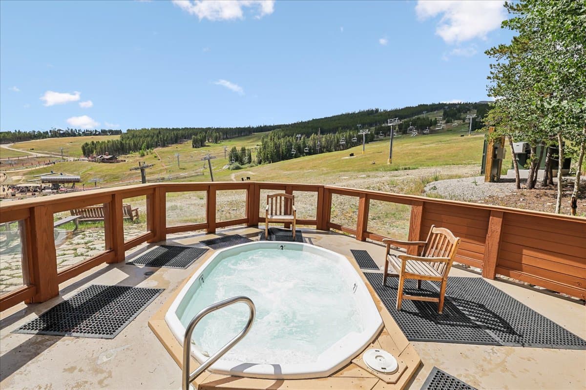 Hot Tub - Ski Watch 329 - Breckenridge Vacation Rental