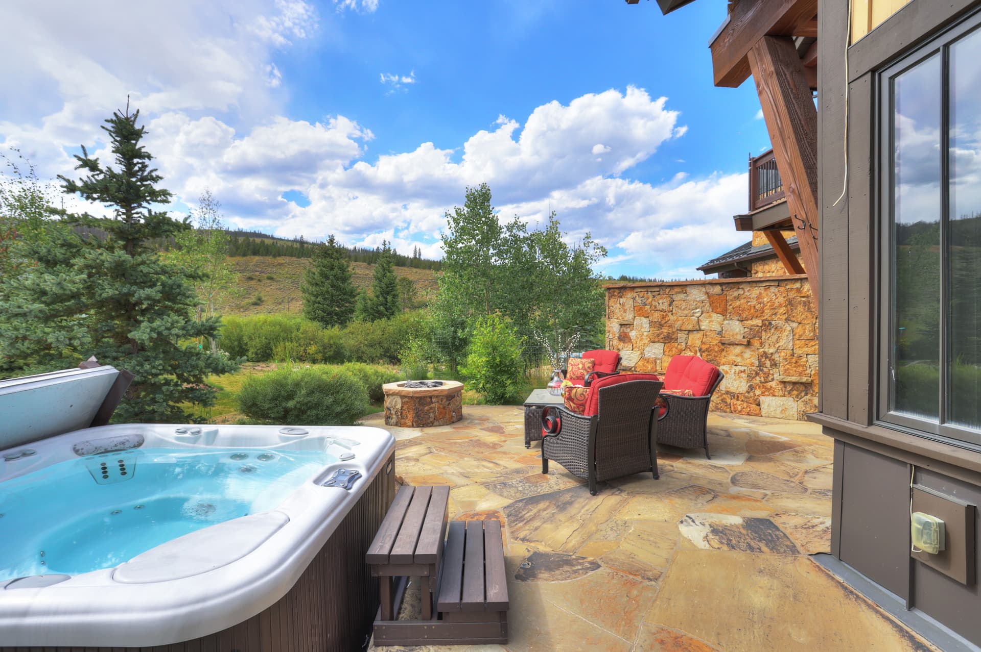 Hot Tub - Lone Star Lodge - Breckenridge Vacation Rental