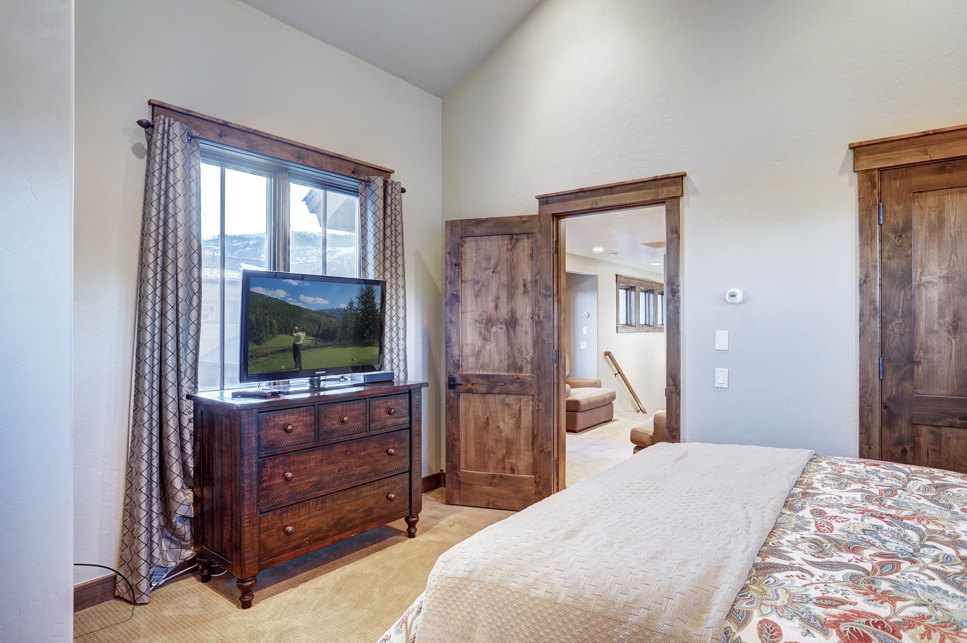 Bedroom - Lone Star Lodge - Breckenridge Vacation Rental