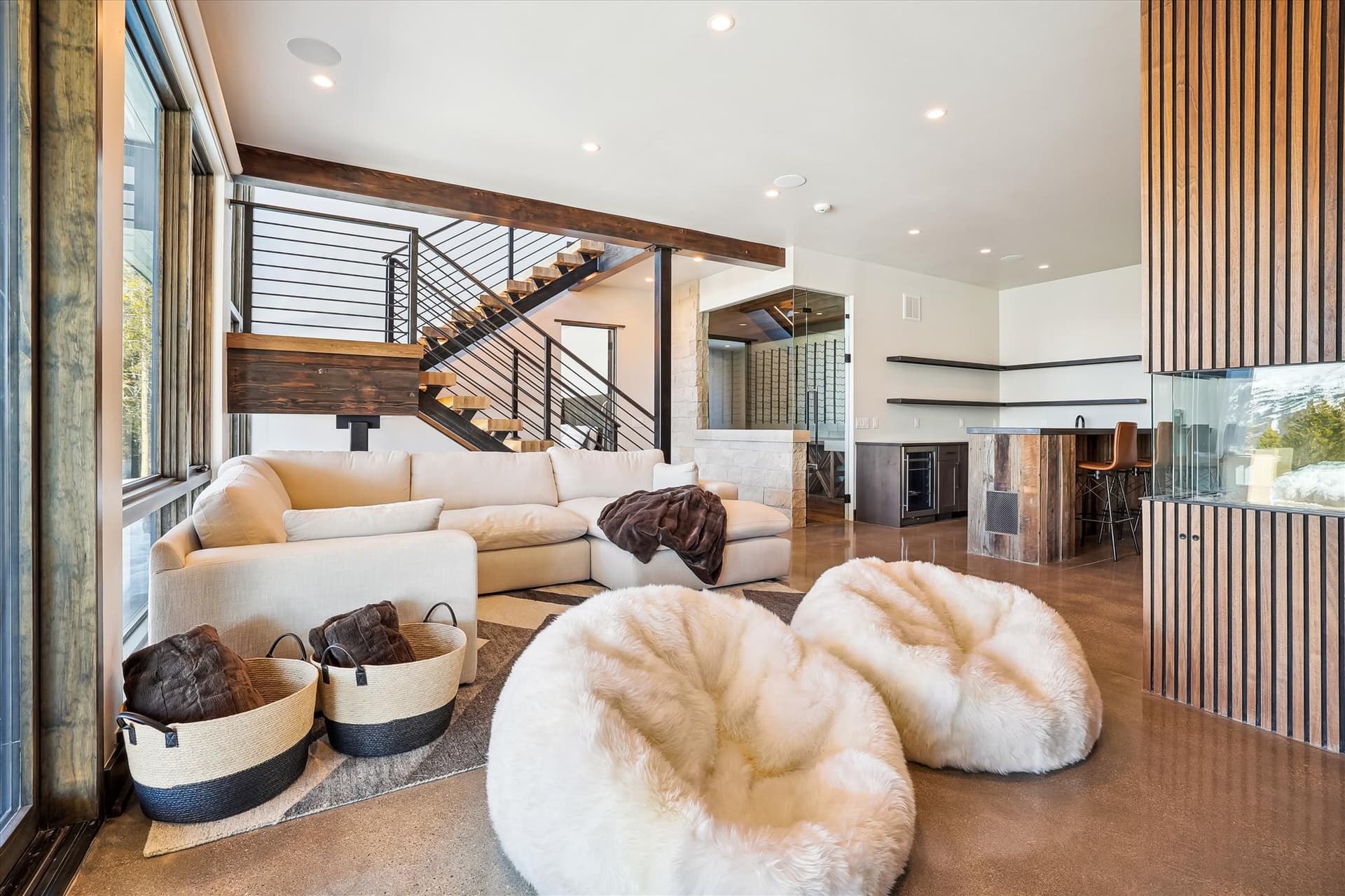 Living Area - Modern View Manor - Breckenridge Vacation Rental