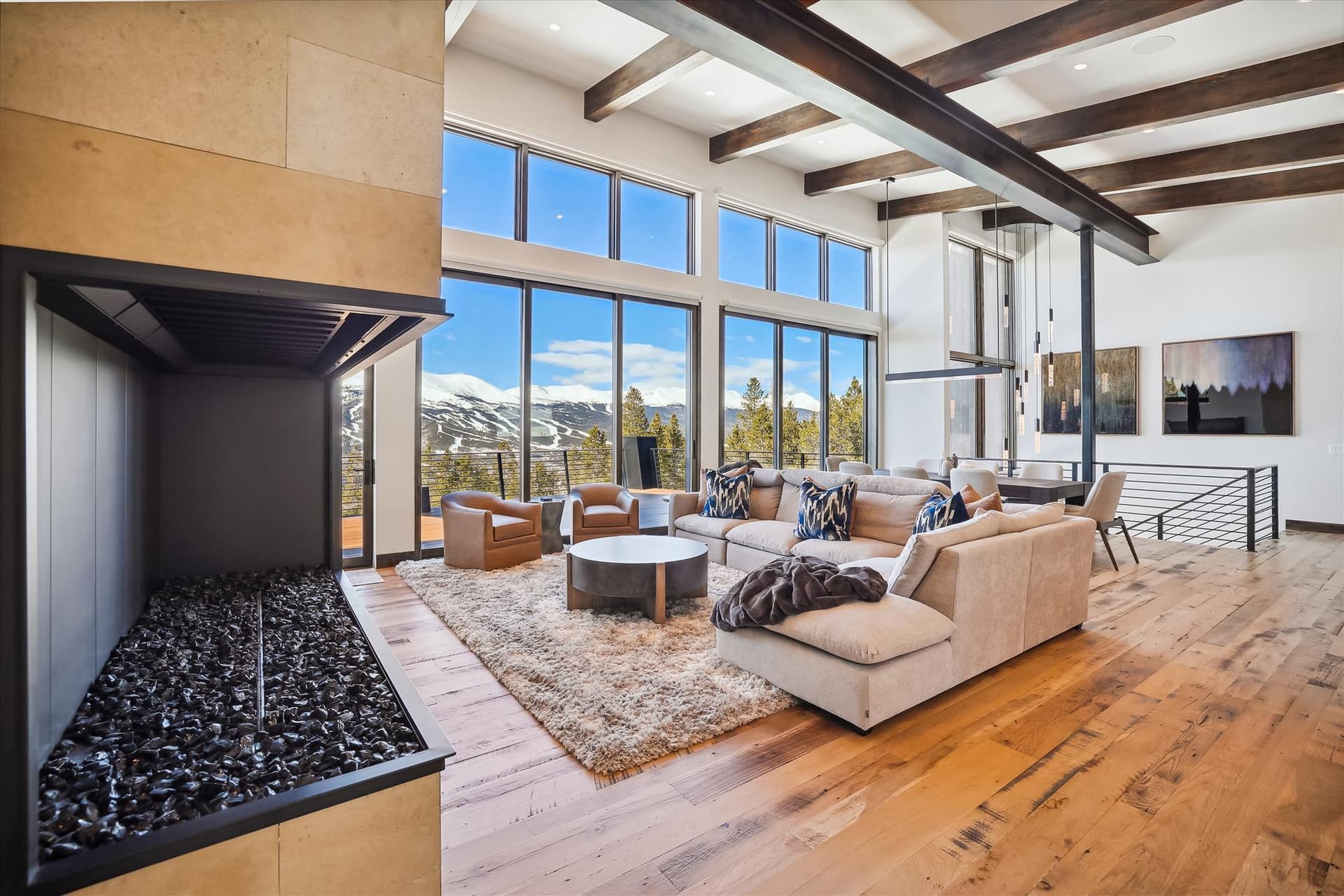 Living Area - Modern View Manor - Breckenridge Vacation Rental