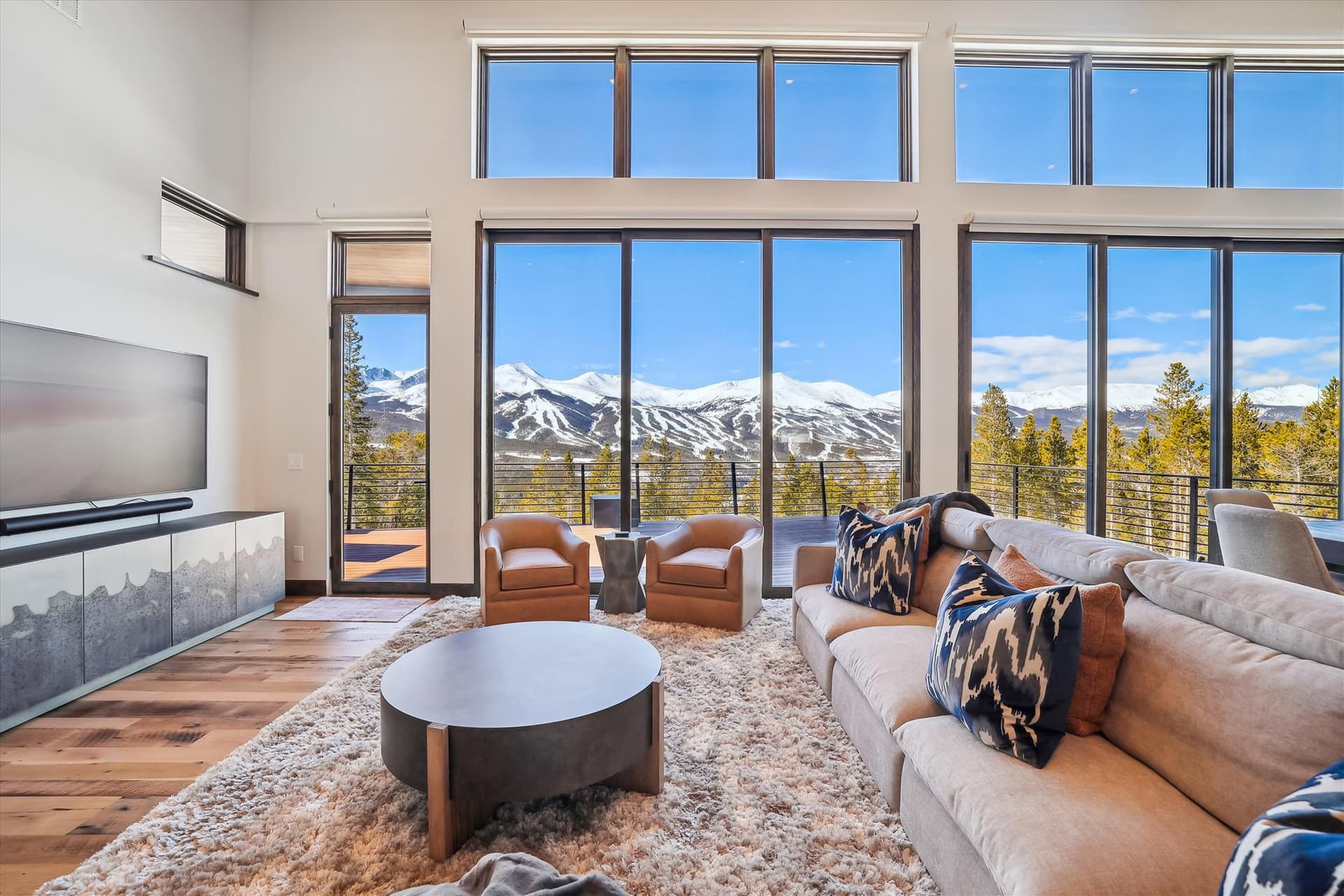 Living Area - Modern View Manor - Breckenridge Vacation Rental