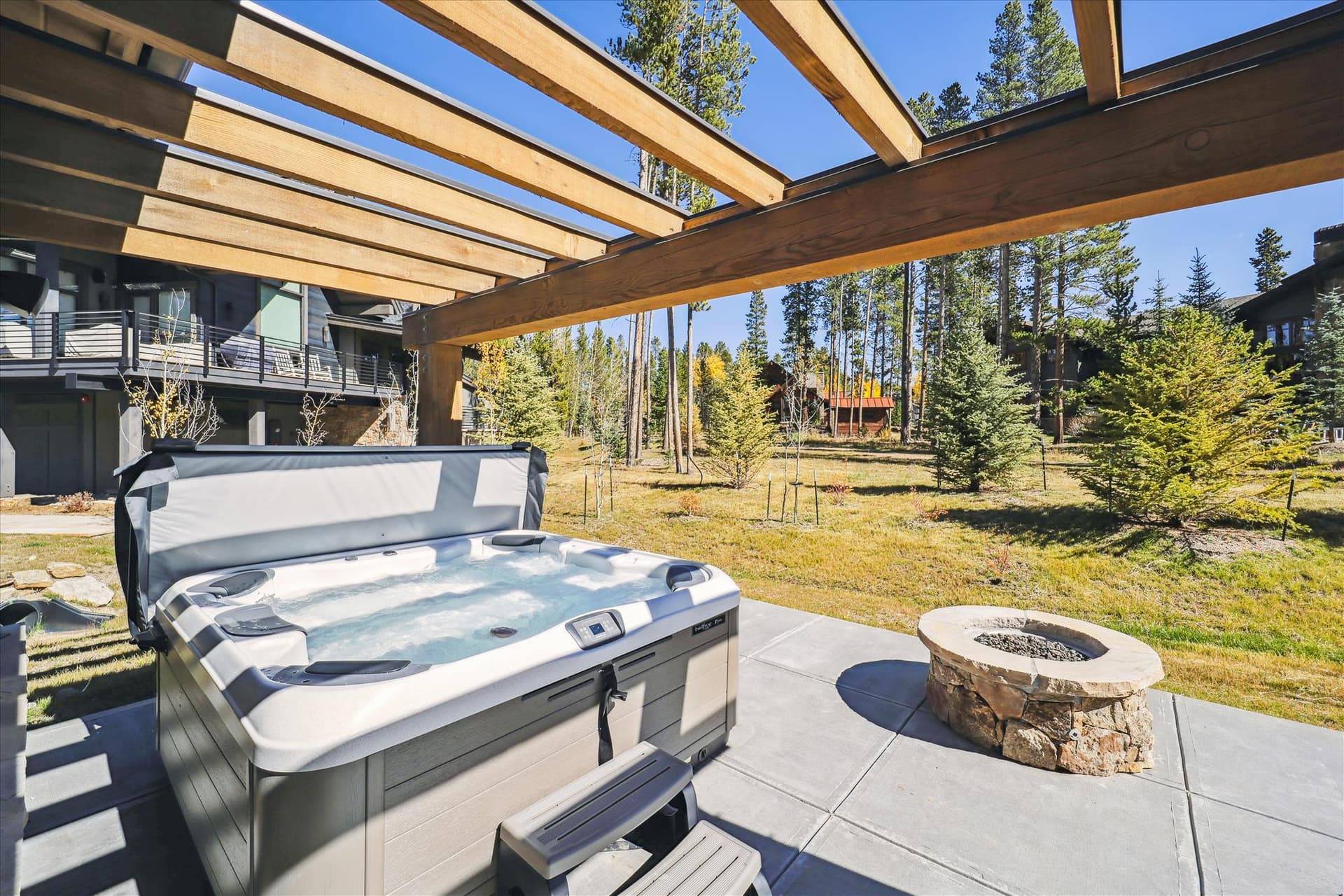 Hot Tub - Outside The Bubble - Breckenridge Vacation Rental