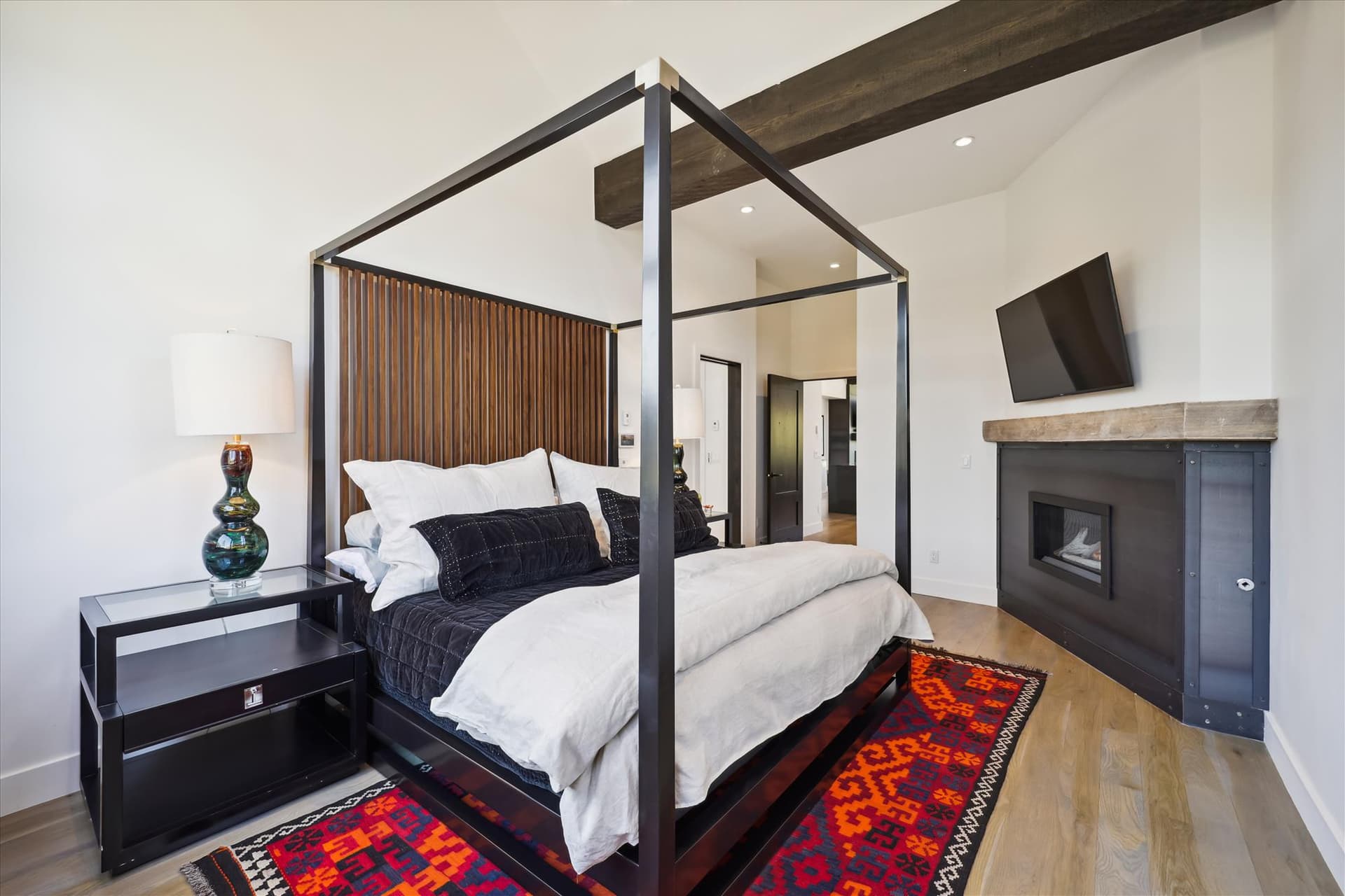 Bedroom - Outside The Bubble - Breckenridge Vacation Rental