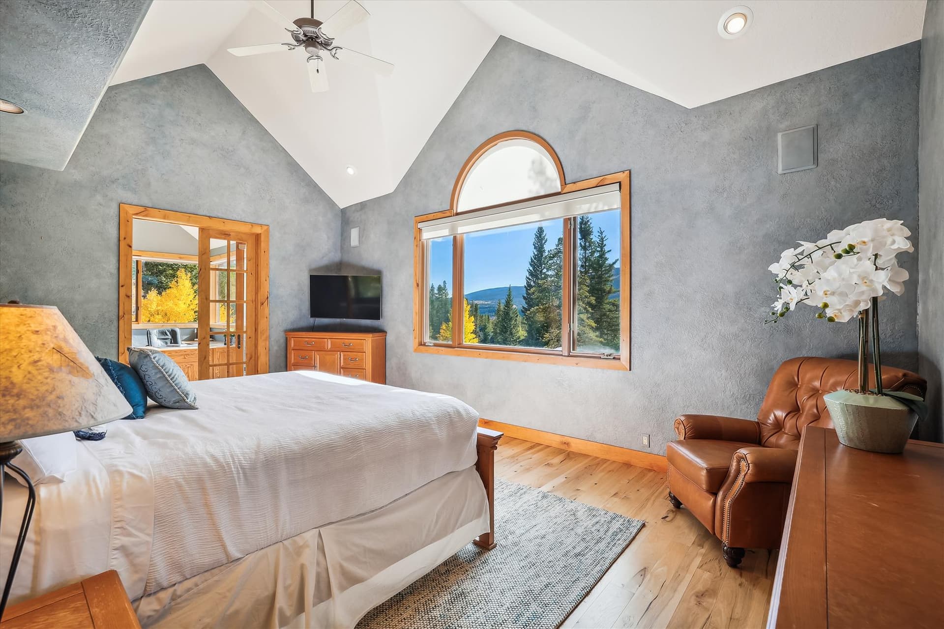 Bedroom - Rounds Retreat - Breckenridge Vacation Rental