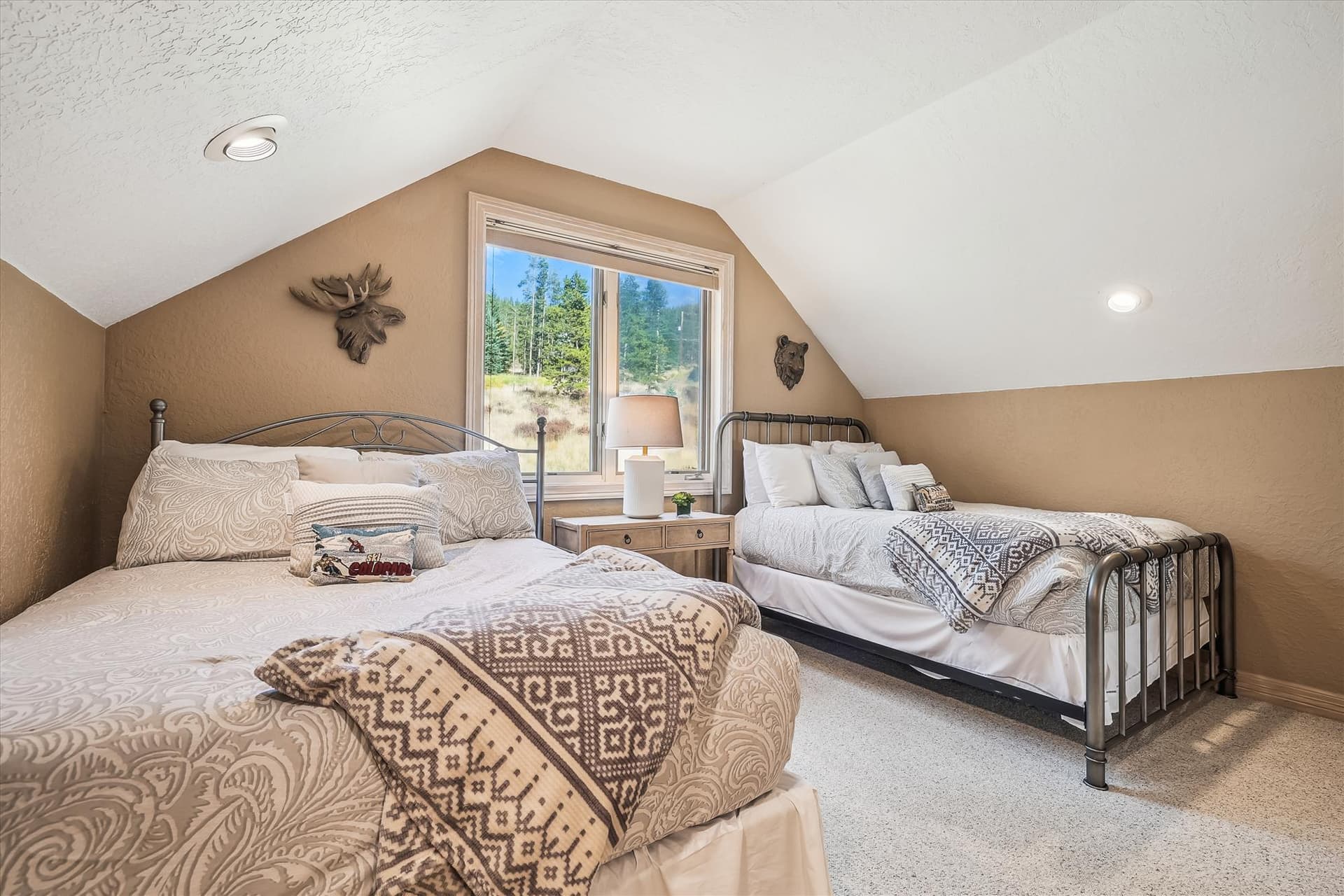 Bedroom - Rounds Retreat - Breckenridge Vacation Rental