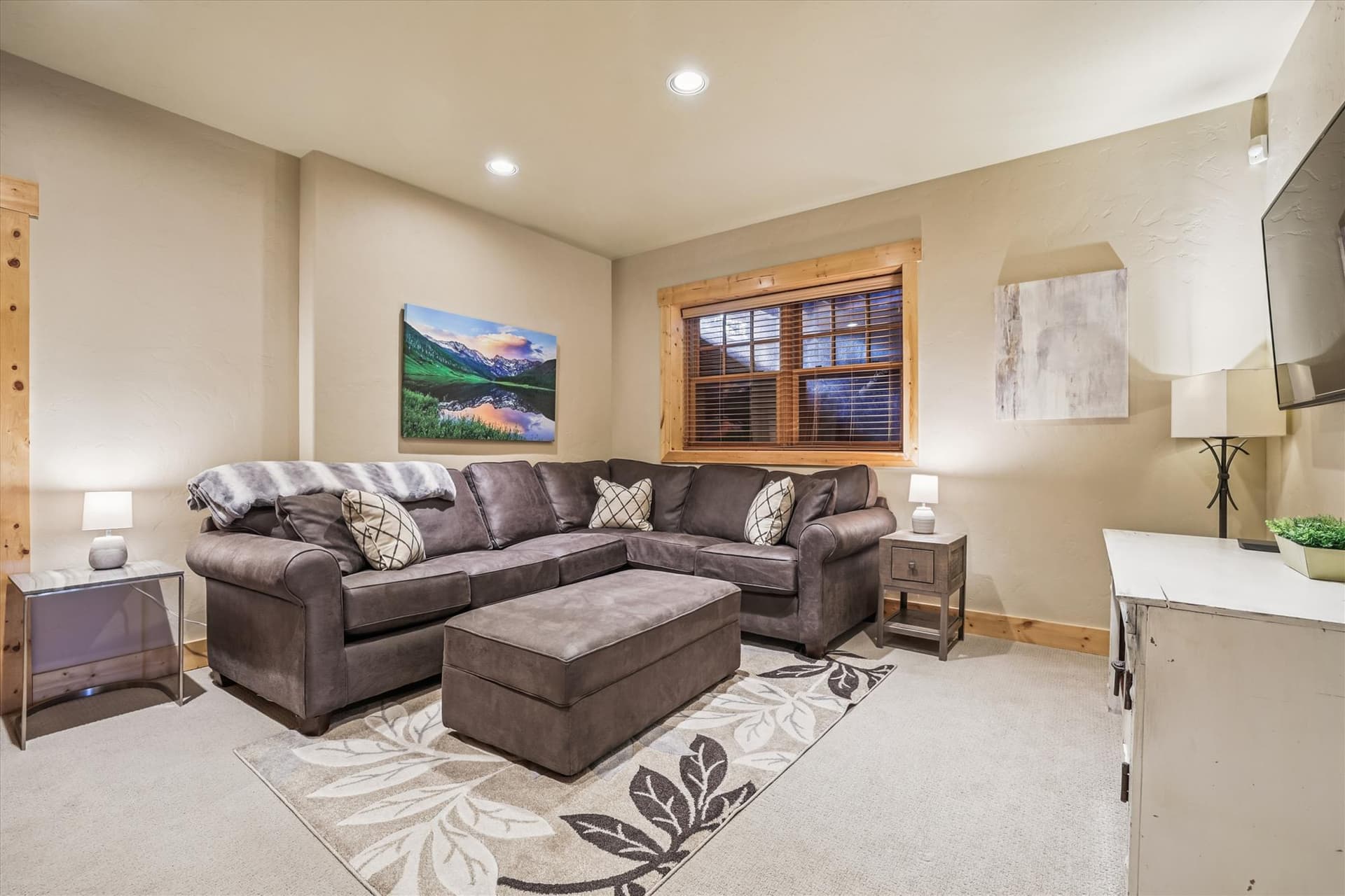 Living Area - Fireside Retreat - Breckenridge Vacation Rental