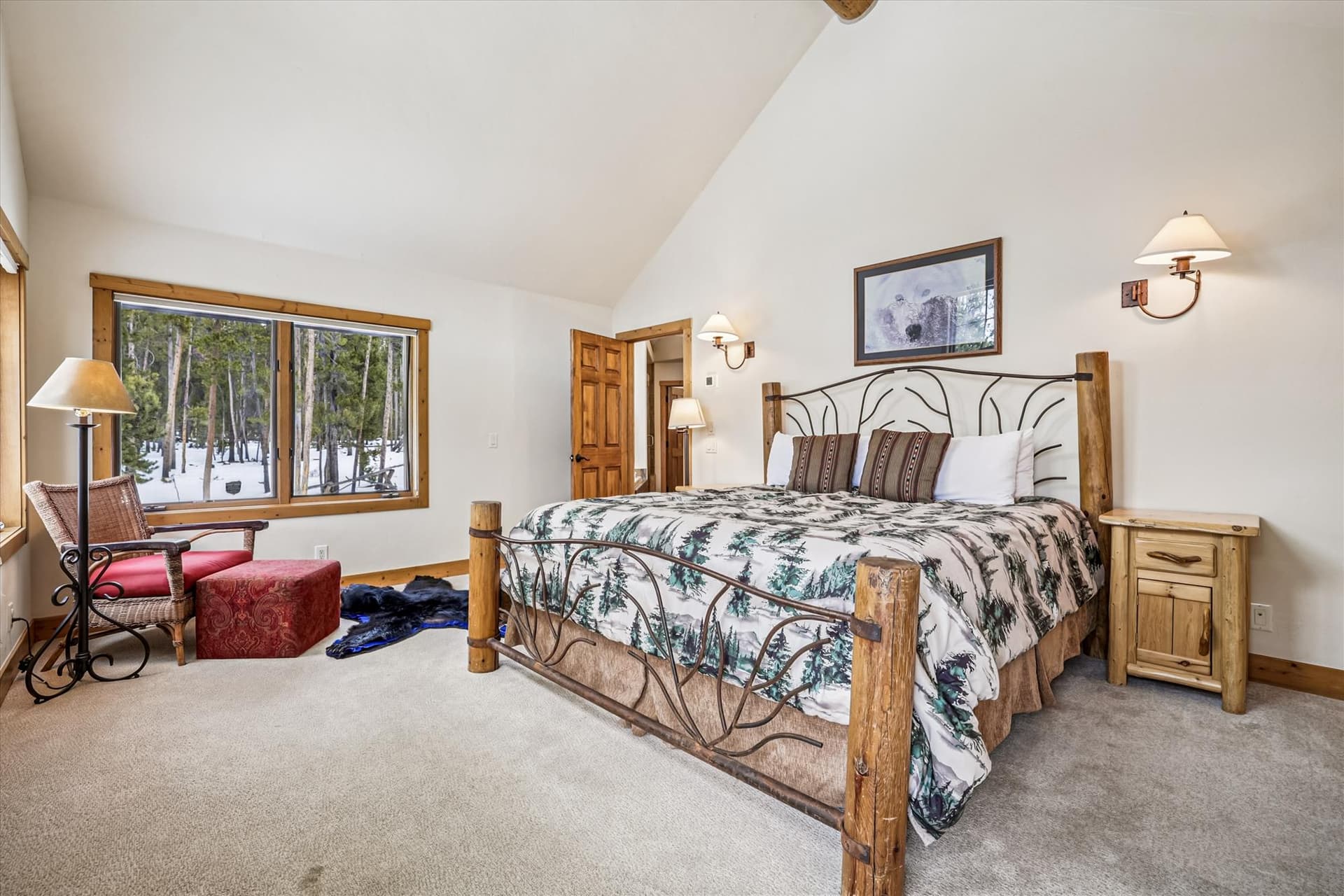 Bedroom - Dunkin Hill Lodge - Breckenridge Vacation Rental