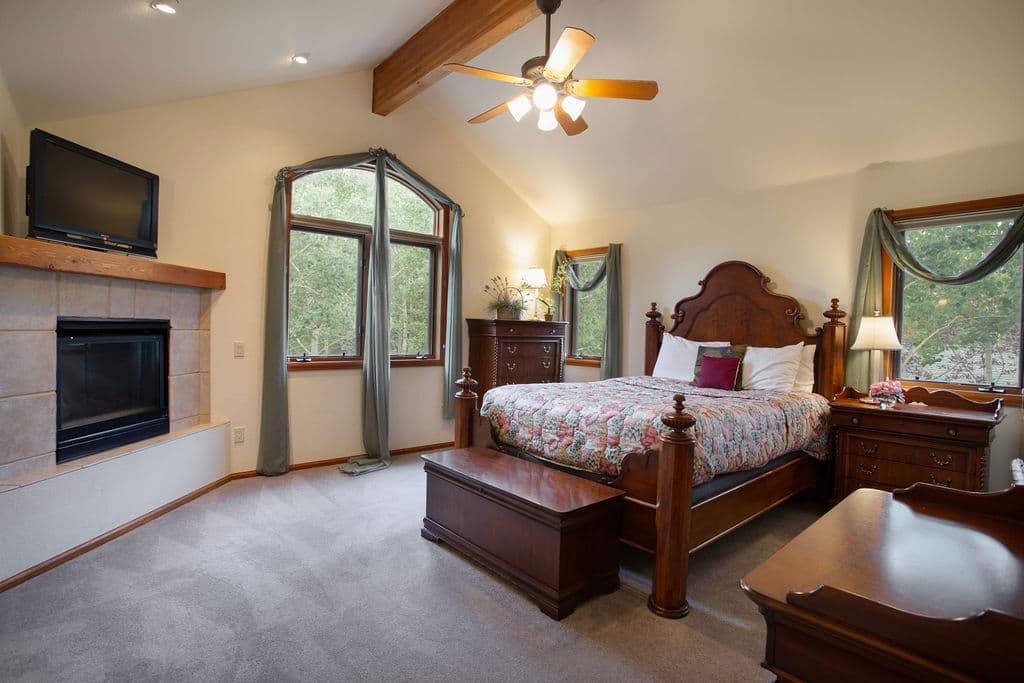 Bedroom - Streamside Lane - Frisco Vacation Rental