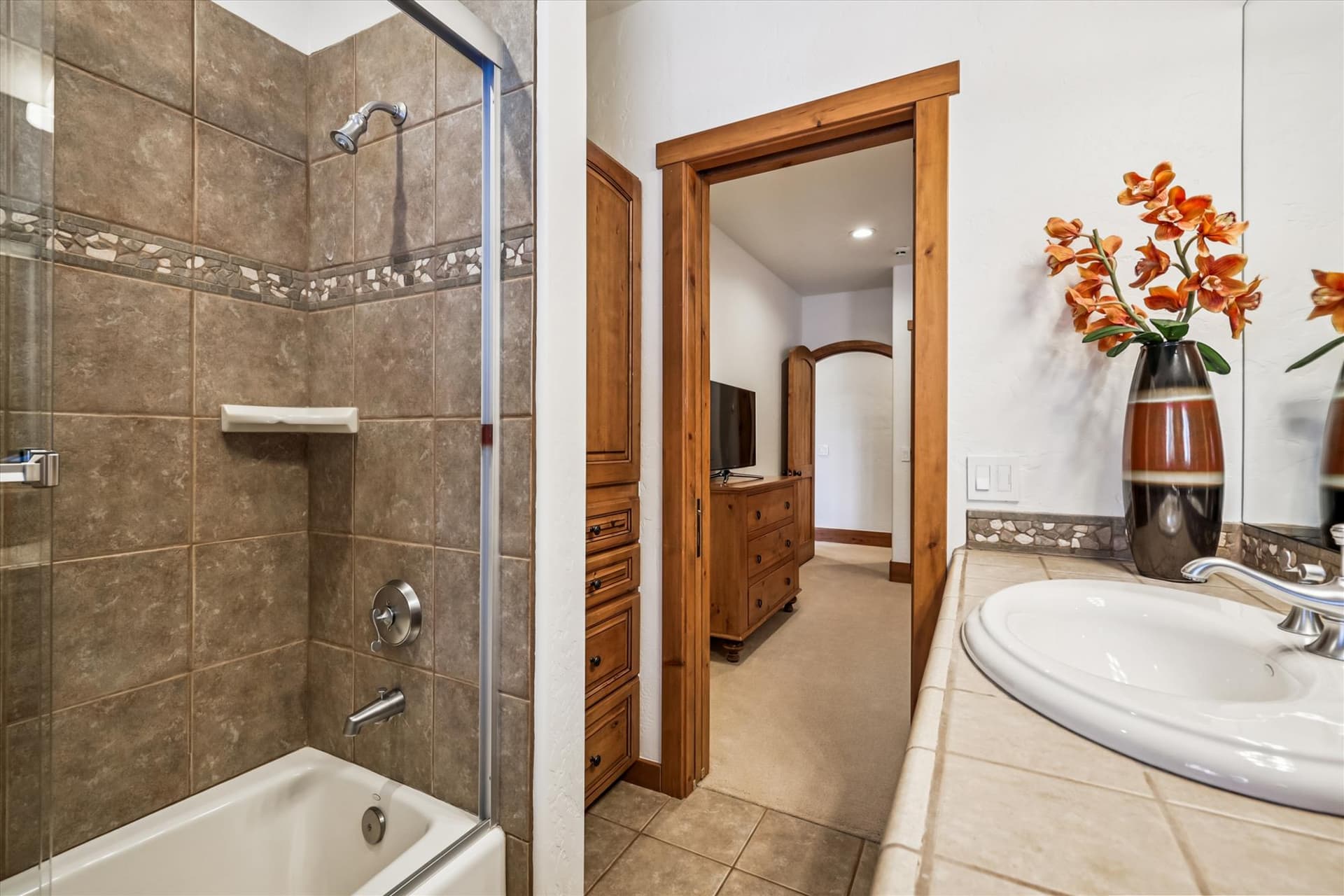 Bathroom - Ski Inn - Breckenridge Vacation Rental