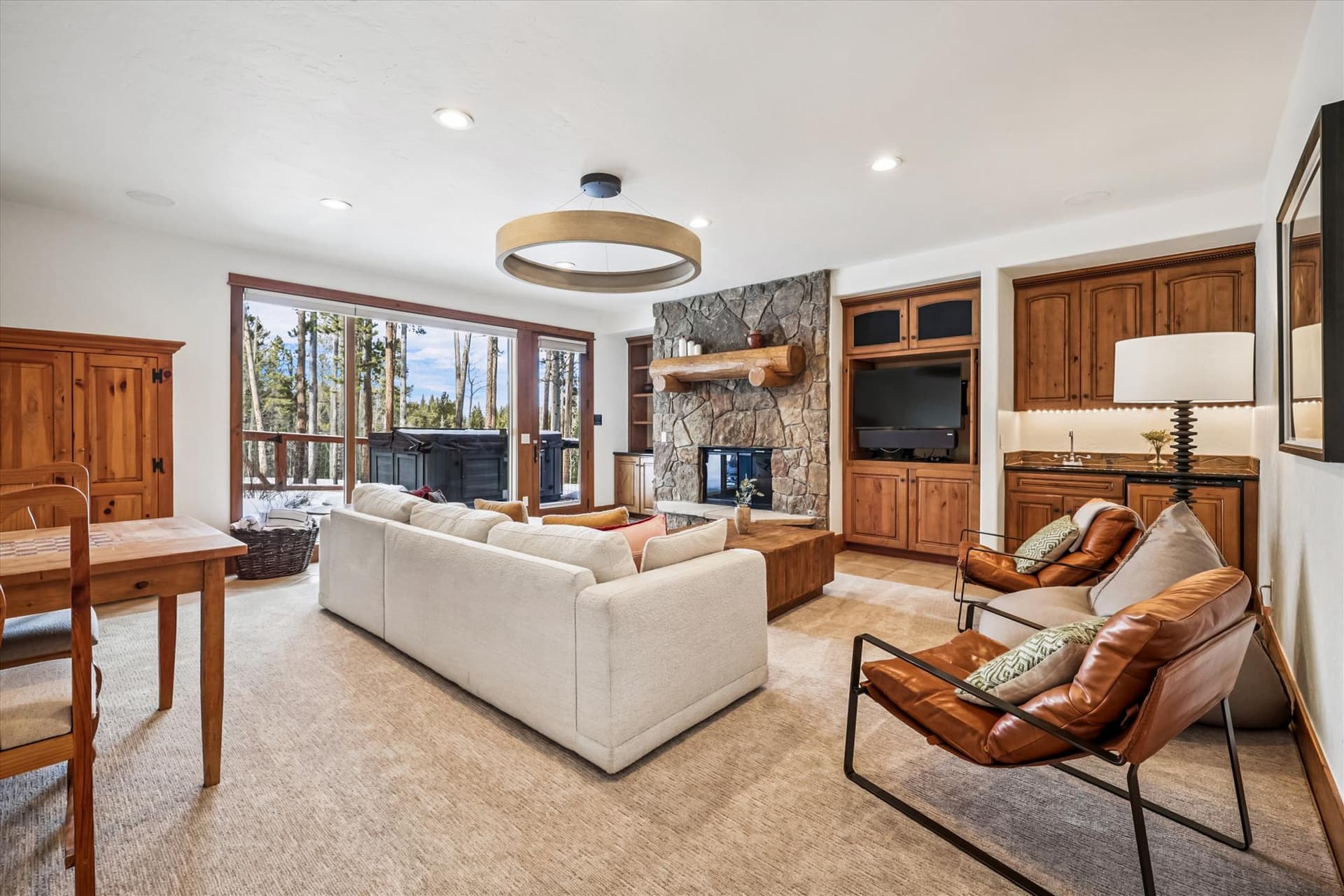Living Area - Ski Inn - Breckenridge Vacation Rental