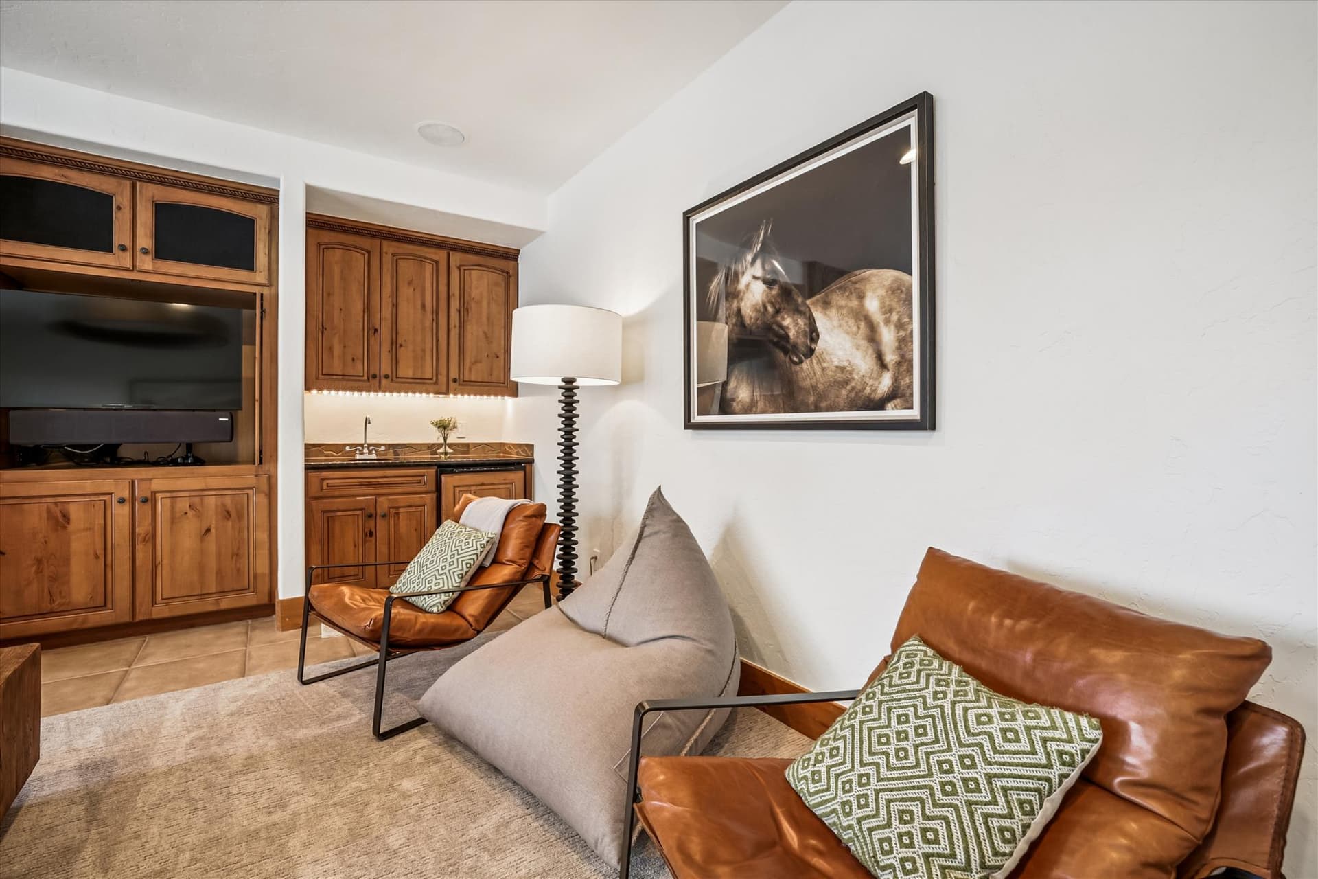 Living Area - Ski Inn - Breckenridge Vacation Rental
