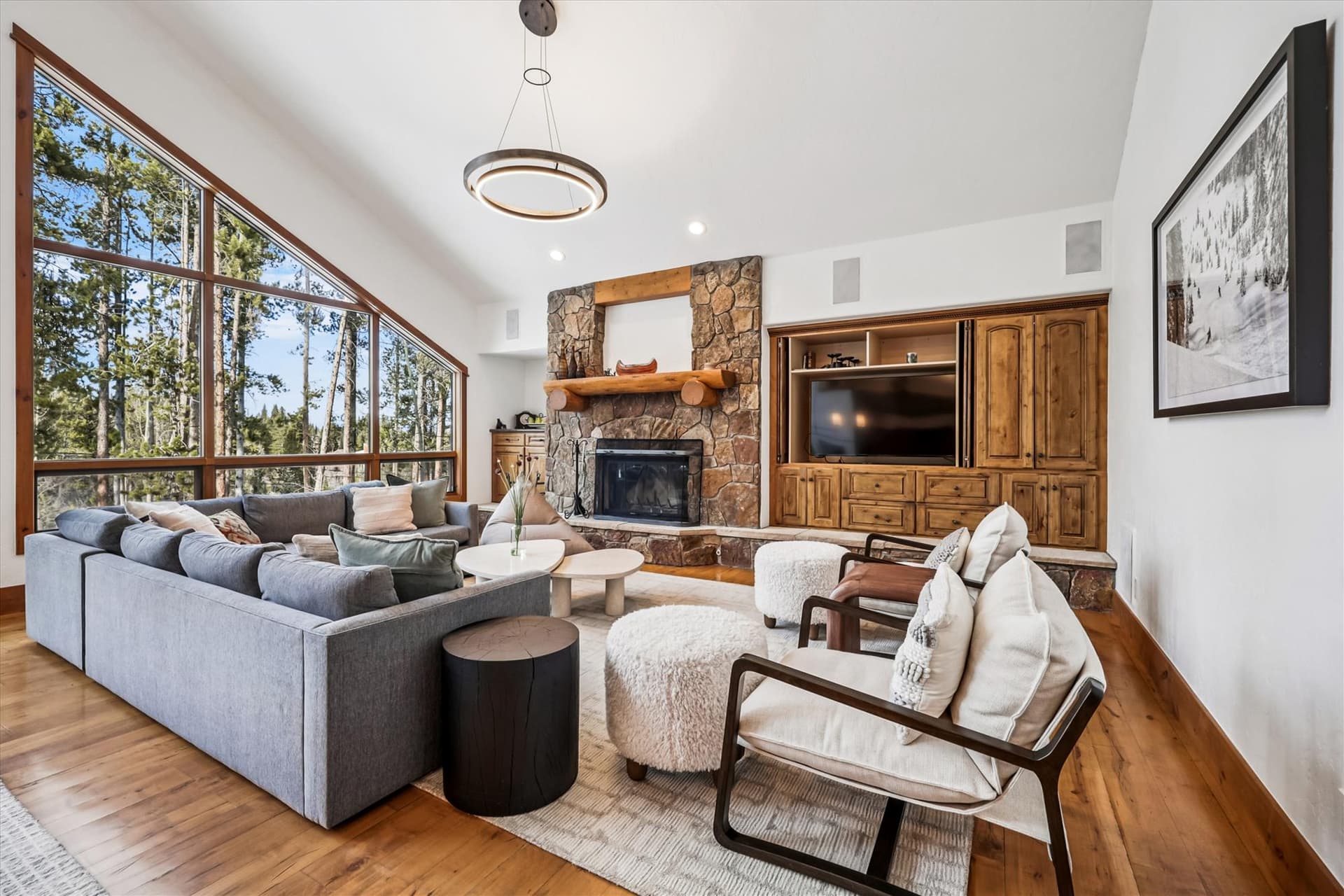 Living Area - Ski Inn - Breckenridge Vacation Rental