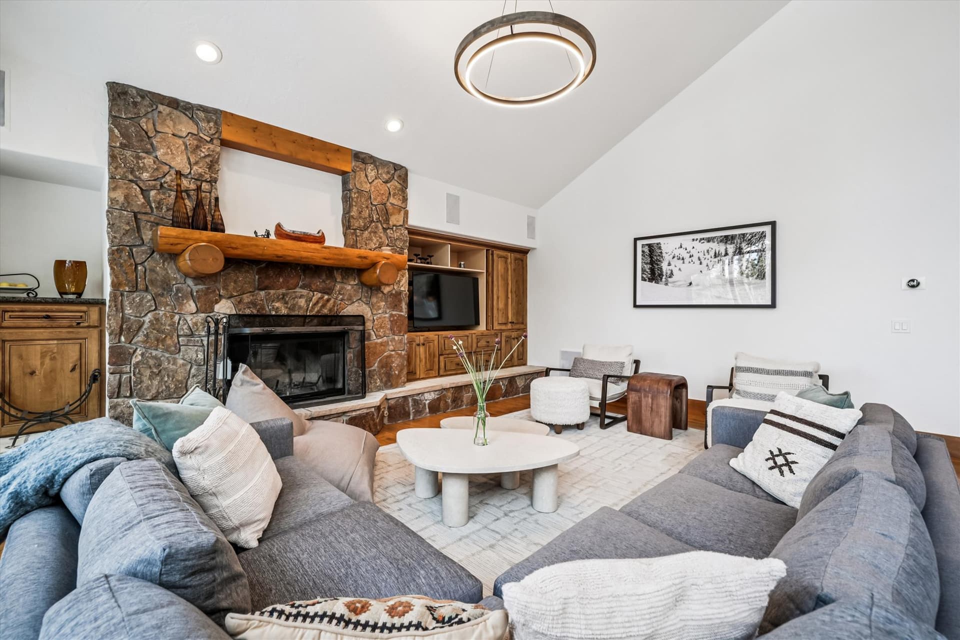 Living Area - Ski Inn - Breckenridge Vacation Rental