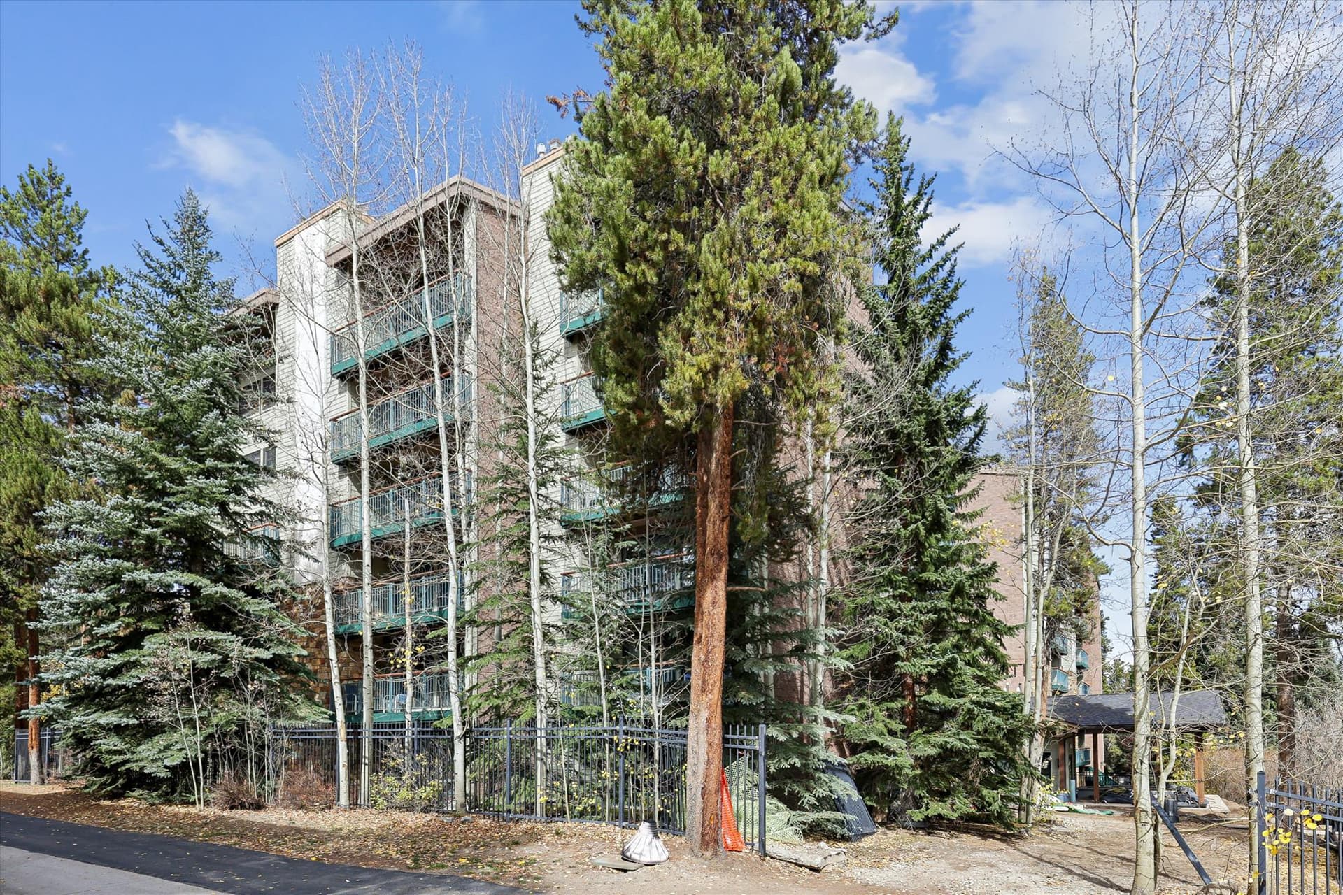 Exterior - Trails End 216 - Breckenridge Vacation Rental