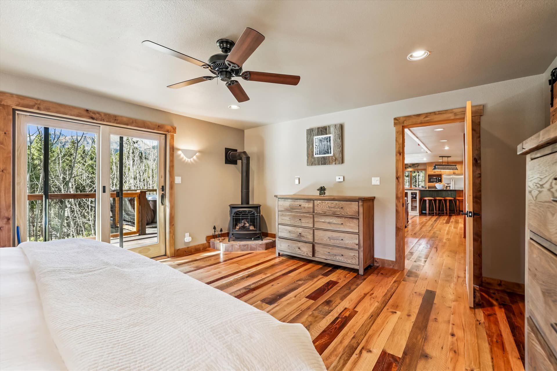 Bedroom - Mountain Serenity Retreat - Blue River Vacation Rental