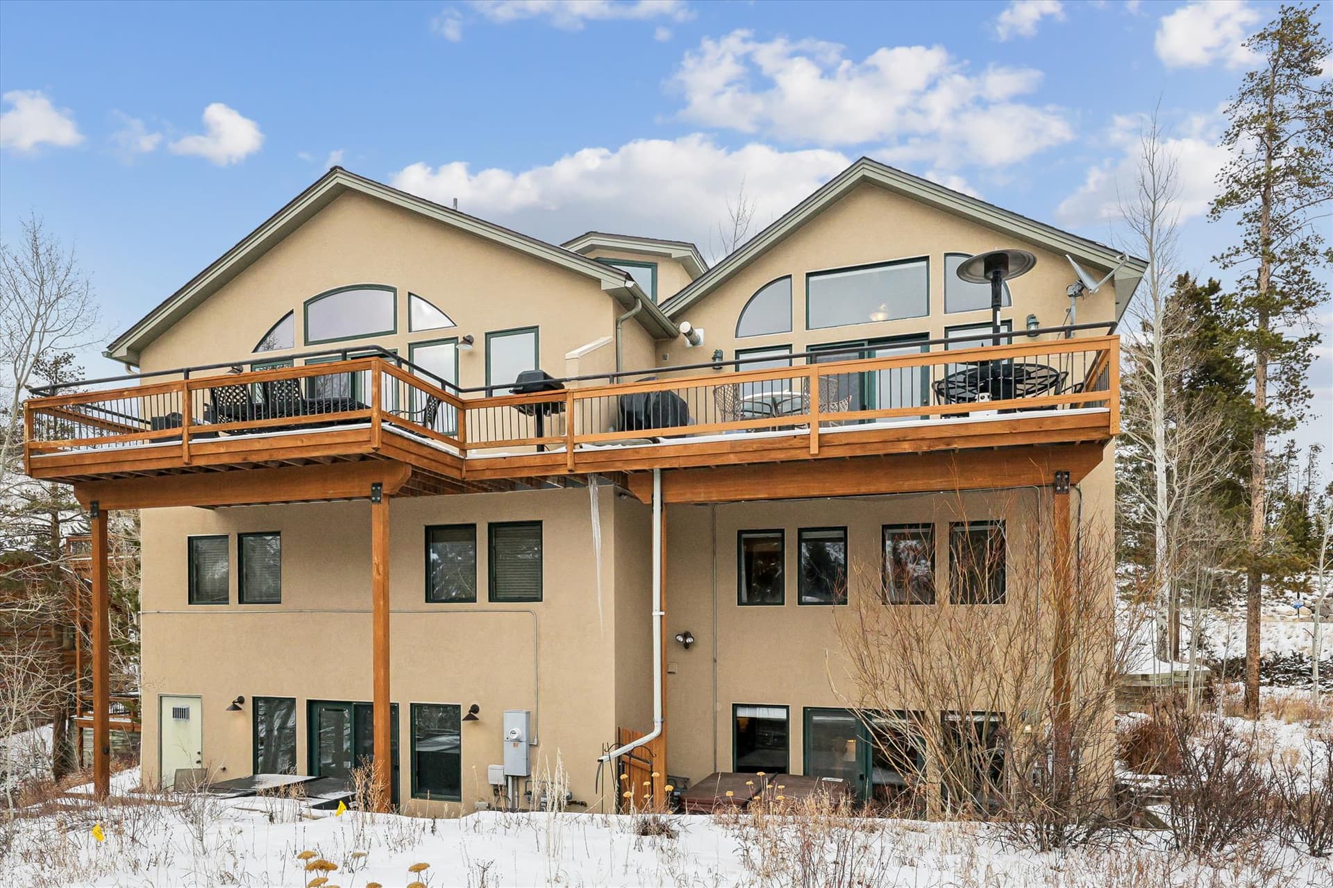 Exterior - Royal Mountain Retreat - Frisco Vacation Rental