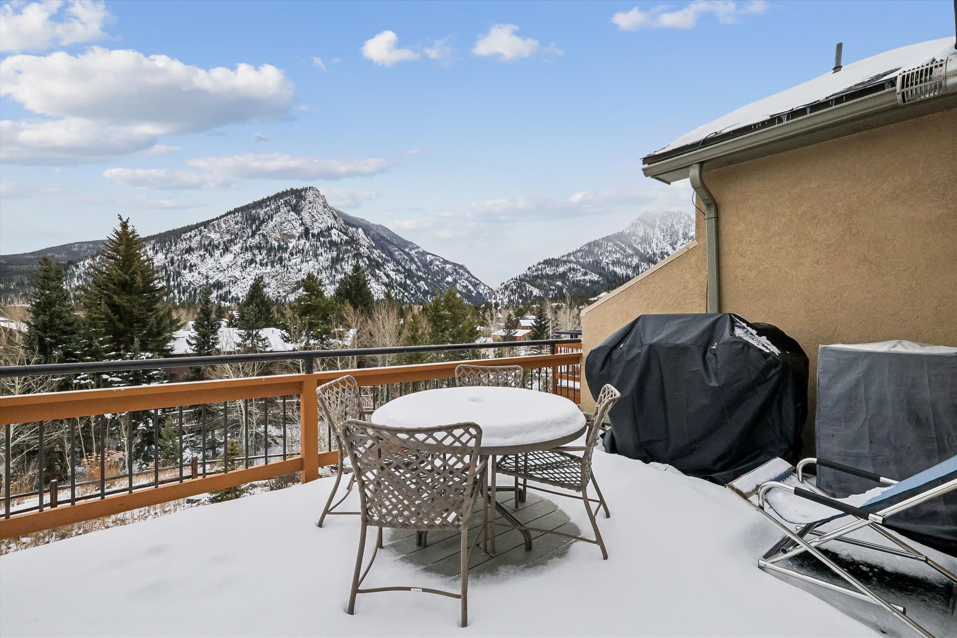 Deck - Royal Mountain Retreat - Frisco Vacation Rental