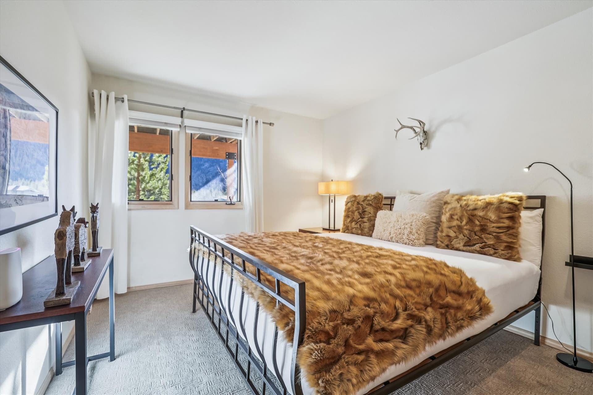 Bedroom - Mount Royal Lookout - Frisco Vacation Rental