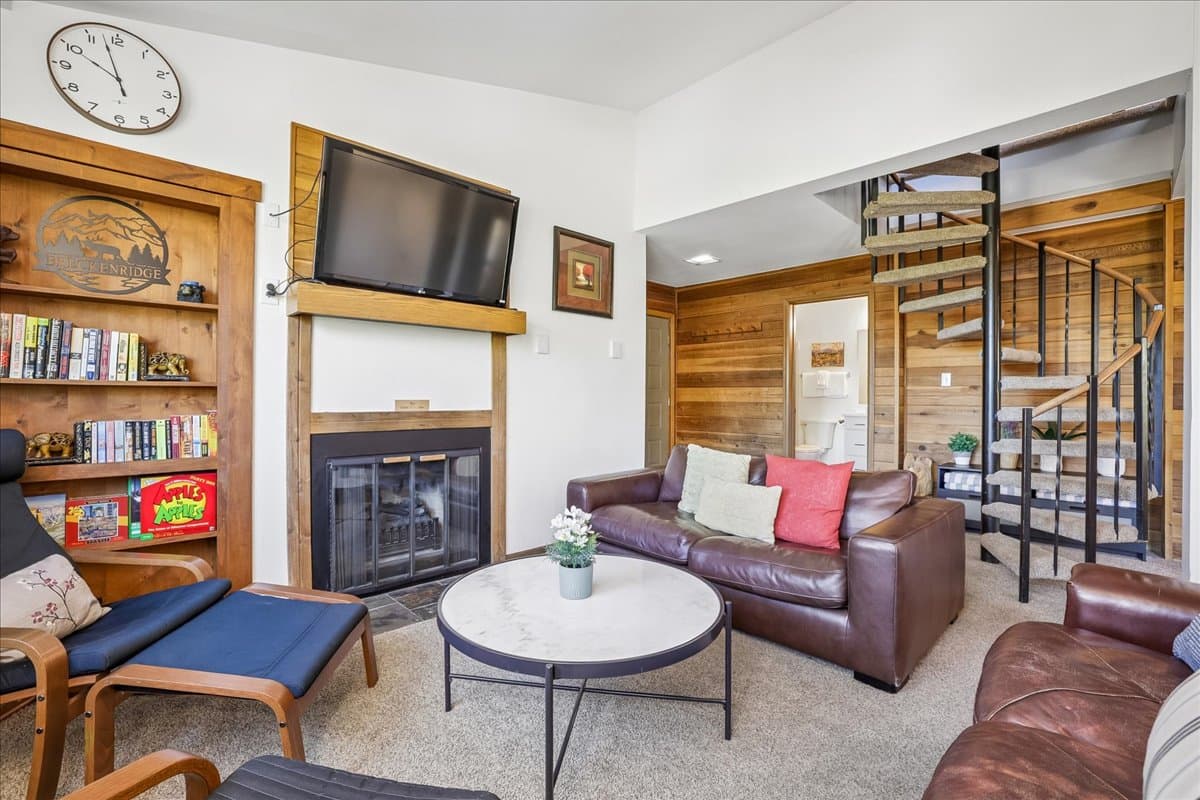 Living Area - Ski Hill 39 - Breckenridge Vacation Rental