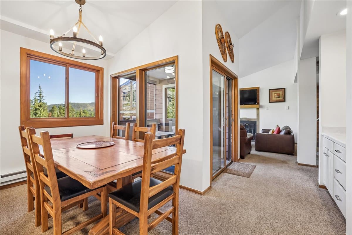 Dining Area - Ski Hill 39 - Breckenridge Vacation Rental