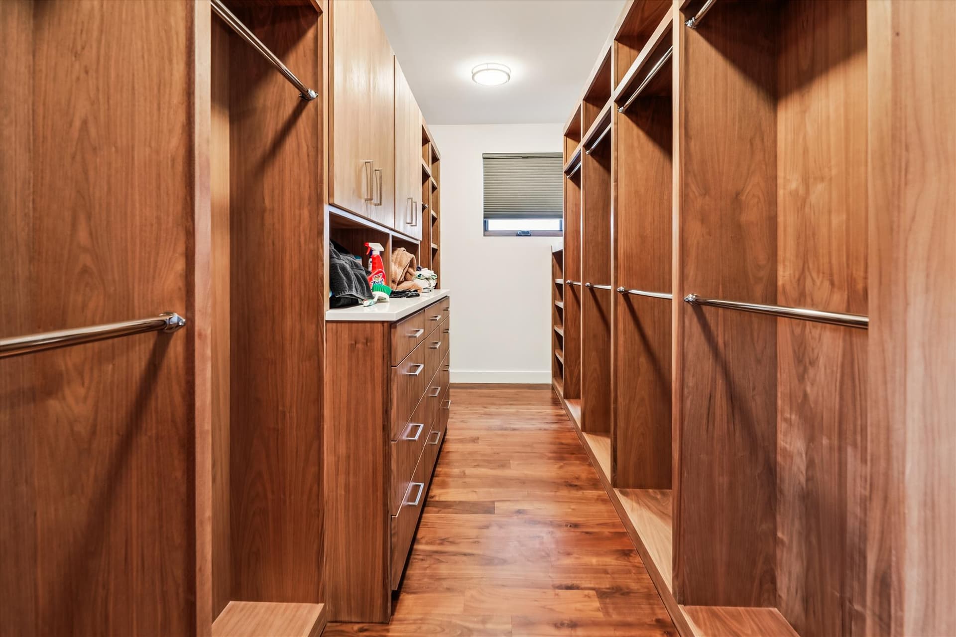 Closet - The Garfield at Cherry Creek - Denver Vacation Rental