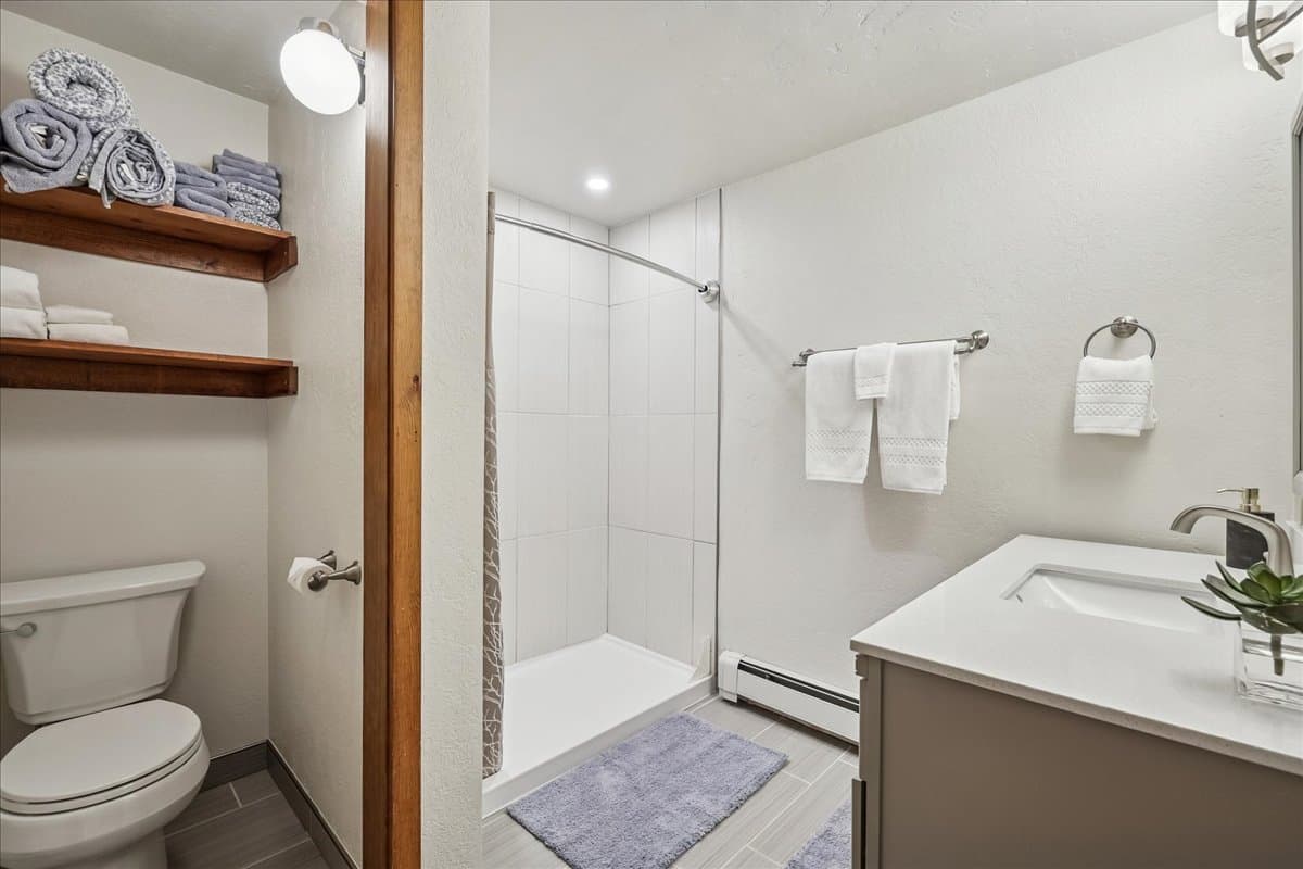 Bathroom - Villa Mount Royal - Frisco Vacation Rental