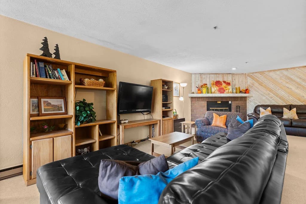 Living Area - Cimarron 203 - Breckenridge Vacation Rental