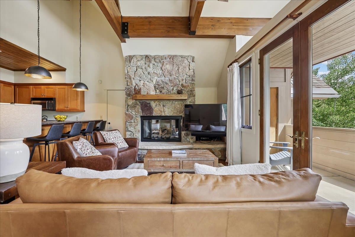 Living Area - Trail Nest - Breckenridge Vacation Rental
