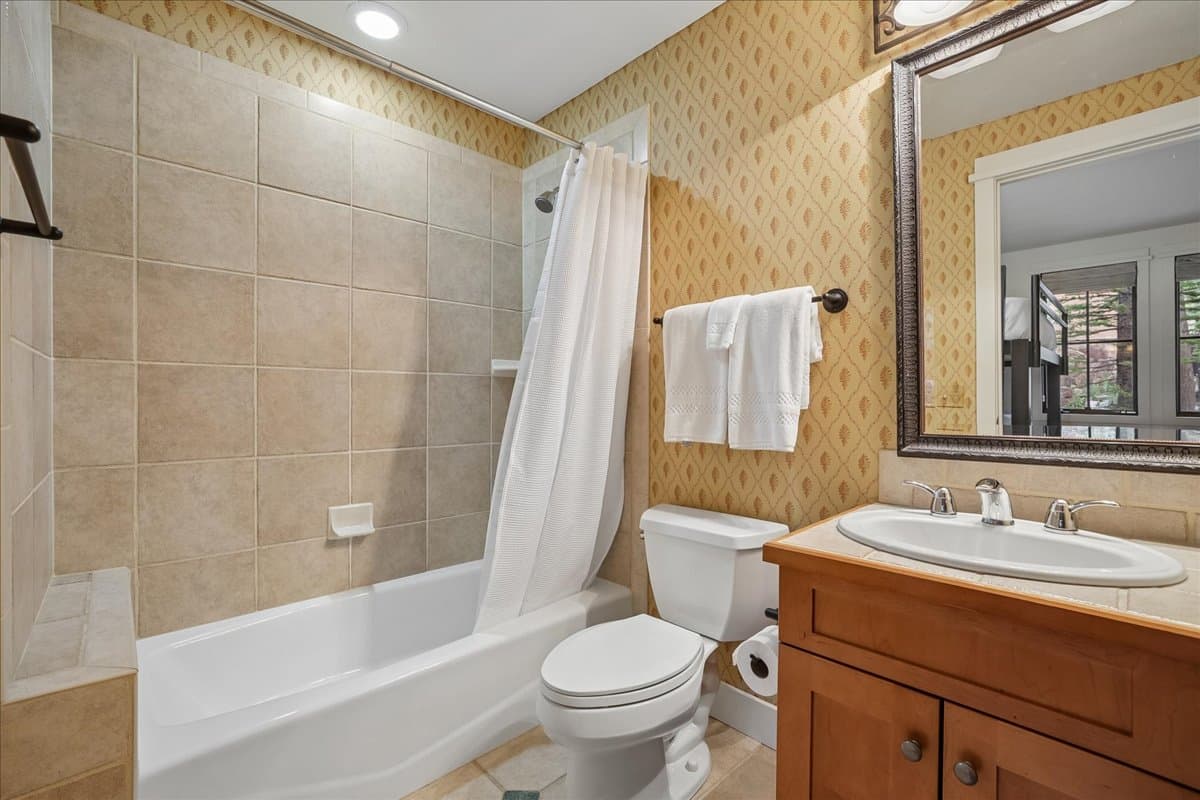 Bathroom - Trail Nest - Breckenridge Vacation Rental