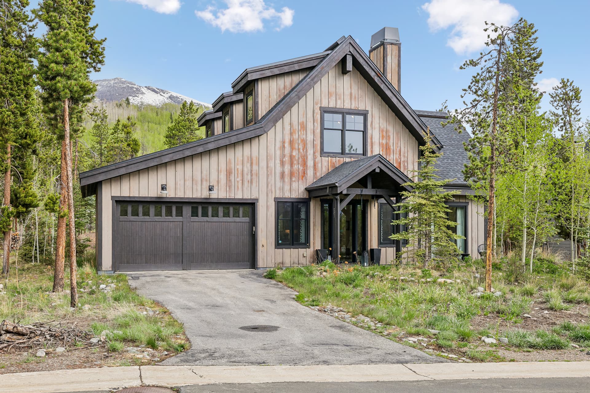 Exterior - Peak and Petal Chalet - Frisco Vacation Rental