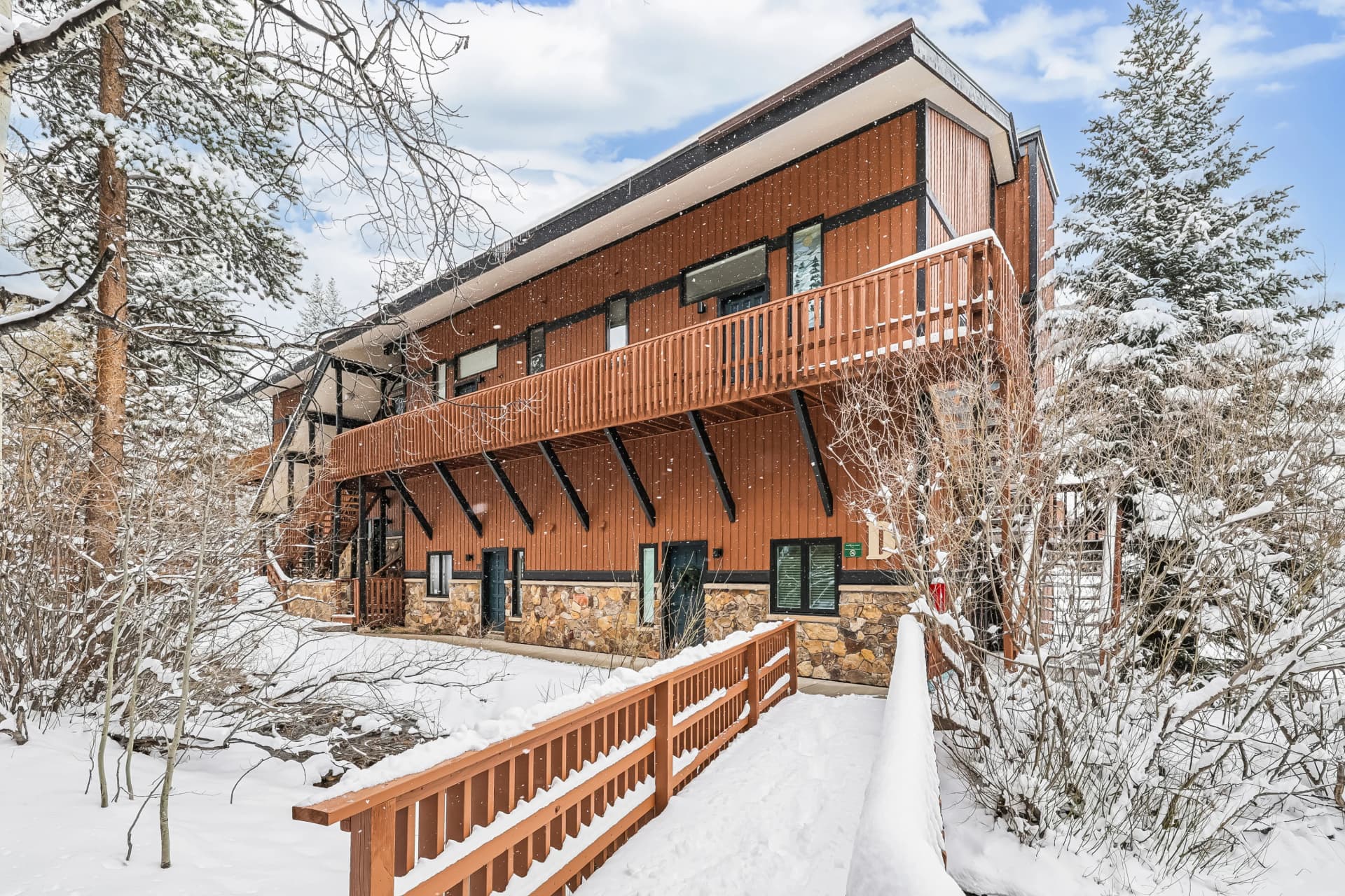 Exterior - 4 O'Clock Lodge D27 - Breckenridge Vacation Rental