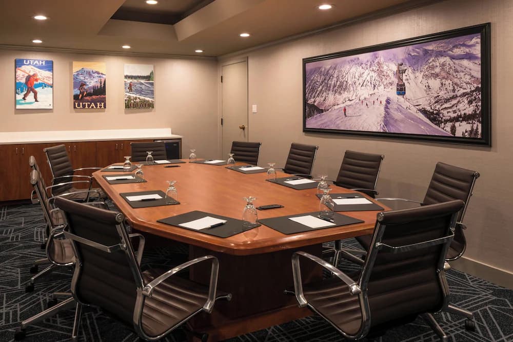 Meeting facility