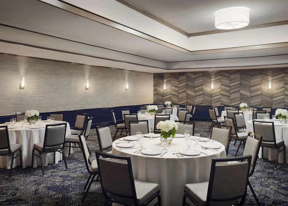 Meeting facility