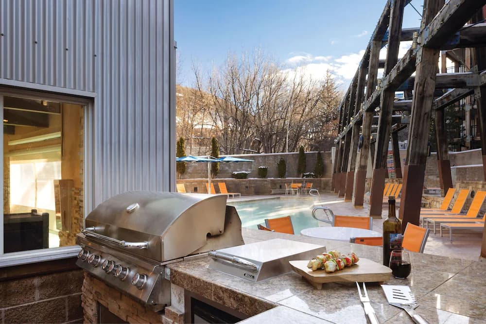 BBQ/picnic area