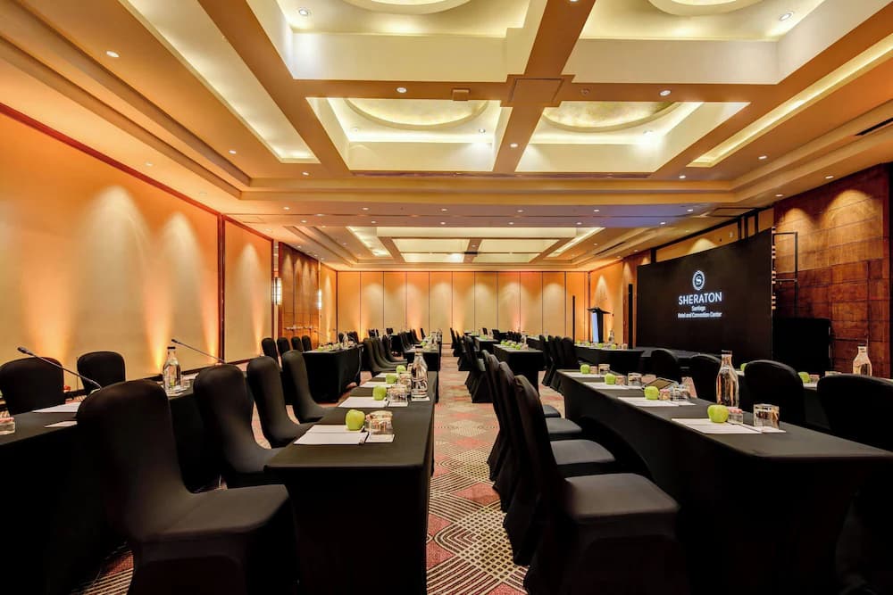 Meeting facility