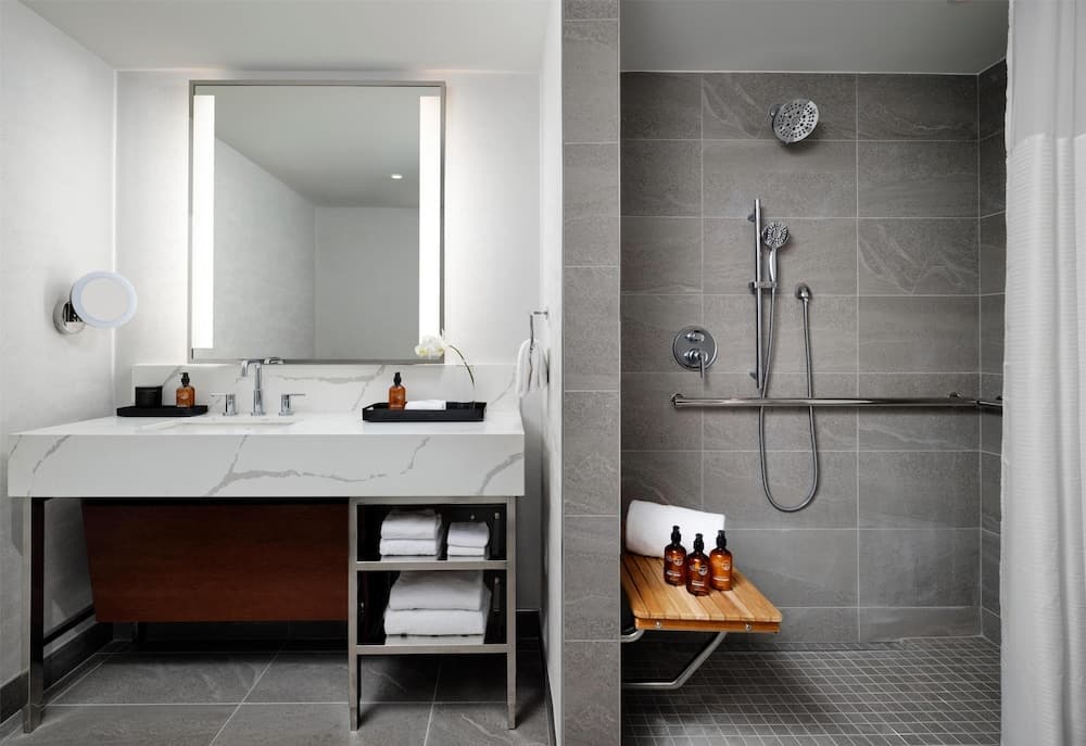 Bathroom shower