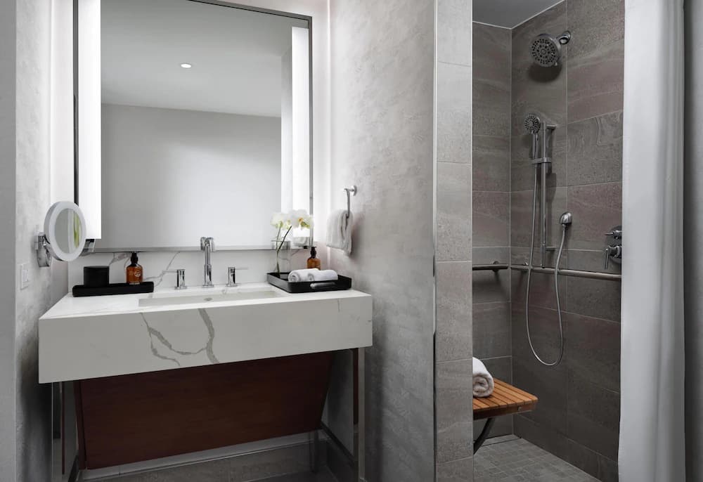 Bathroom shower