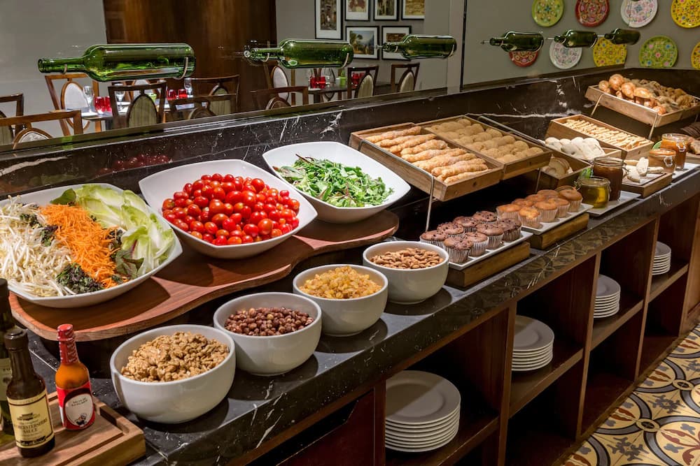 Breakfast buffet