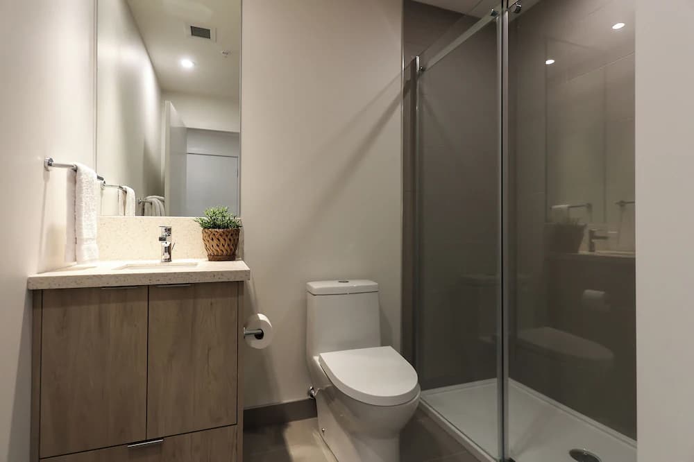 Bathroom shower