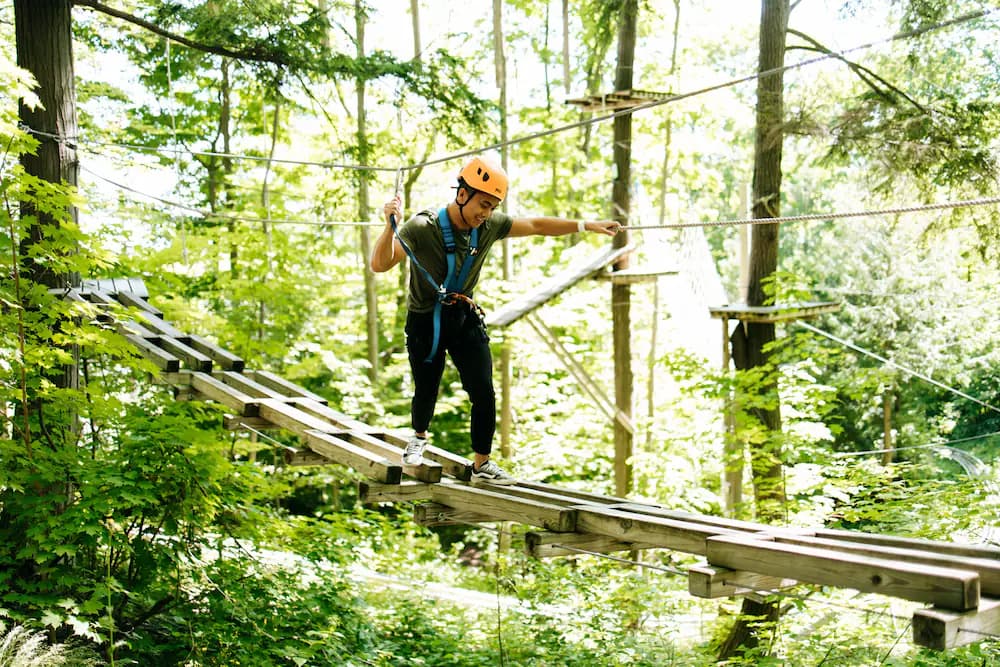 Ropes course (team building)