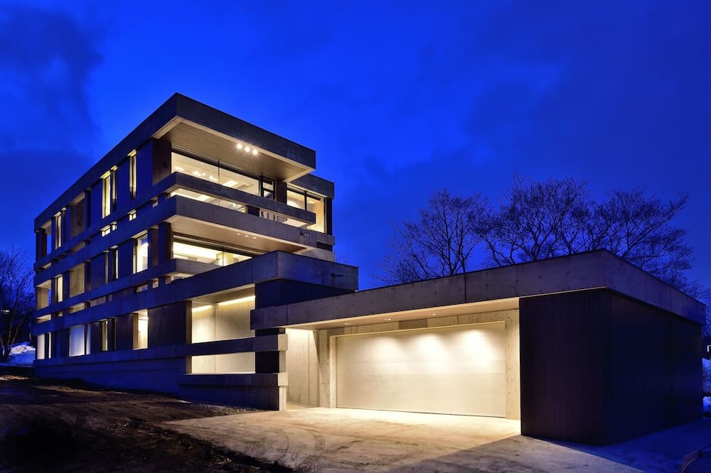 Primary image