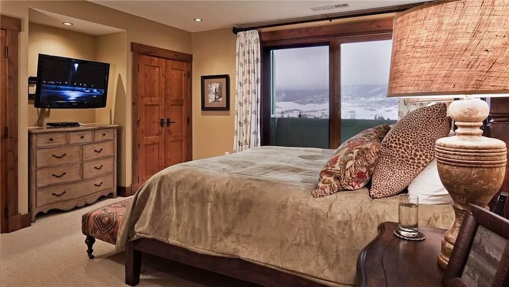 Primary image